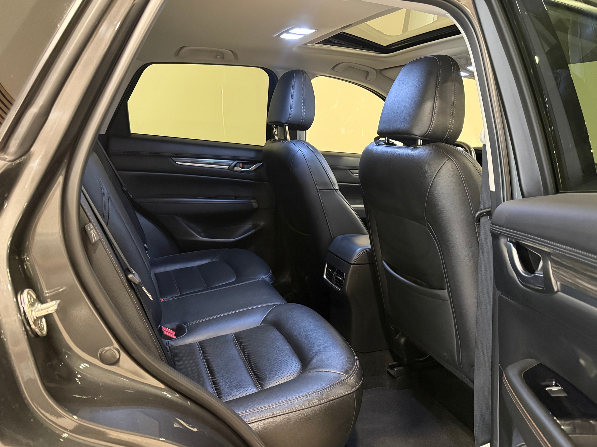 MAZDA CX-5 SKYACTIV-D 184 Revolution AWD Automat-image-10
