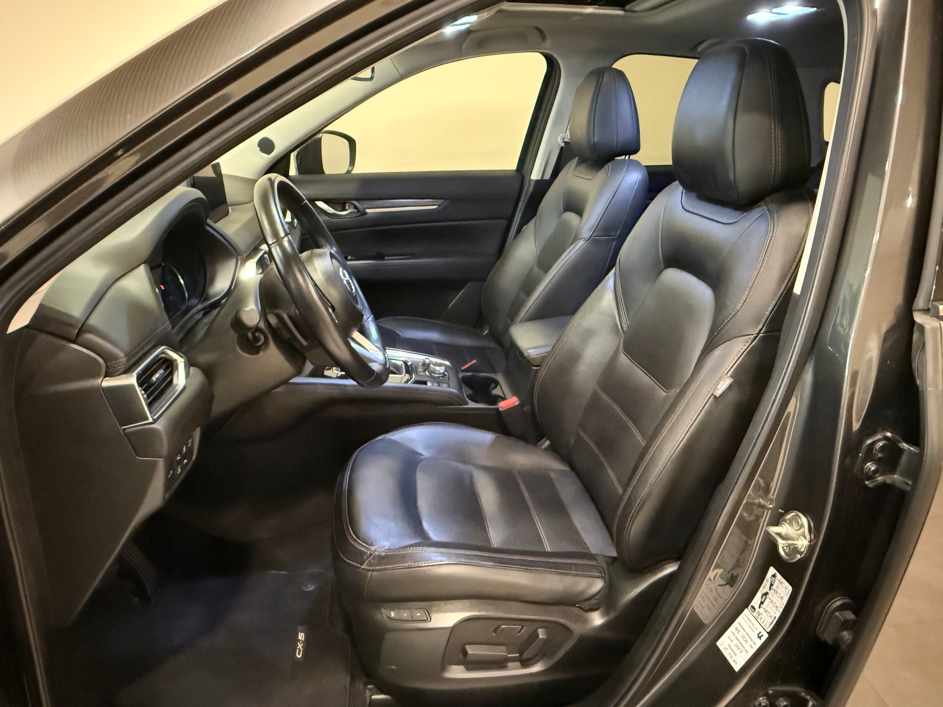 MAZDA CX-5 SKYACTIV-D 184 Revolution AWD Automat-image-7