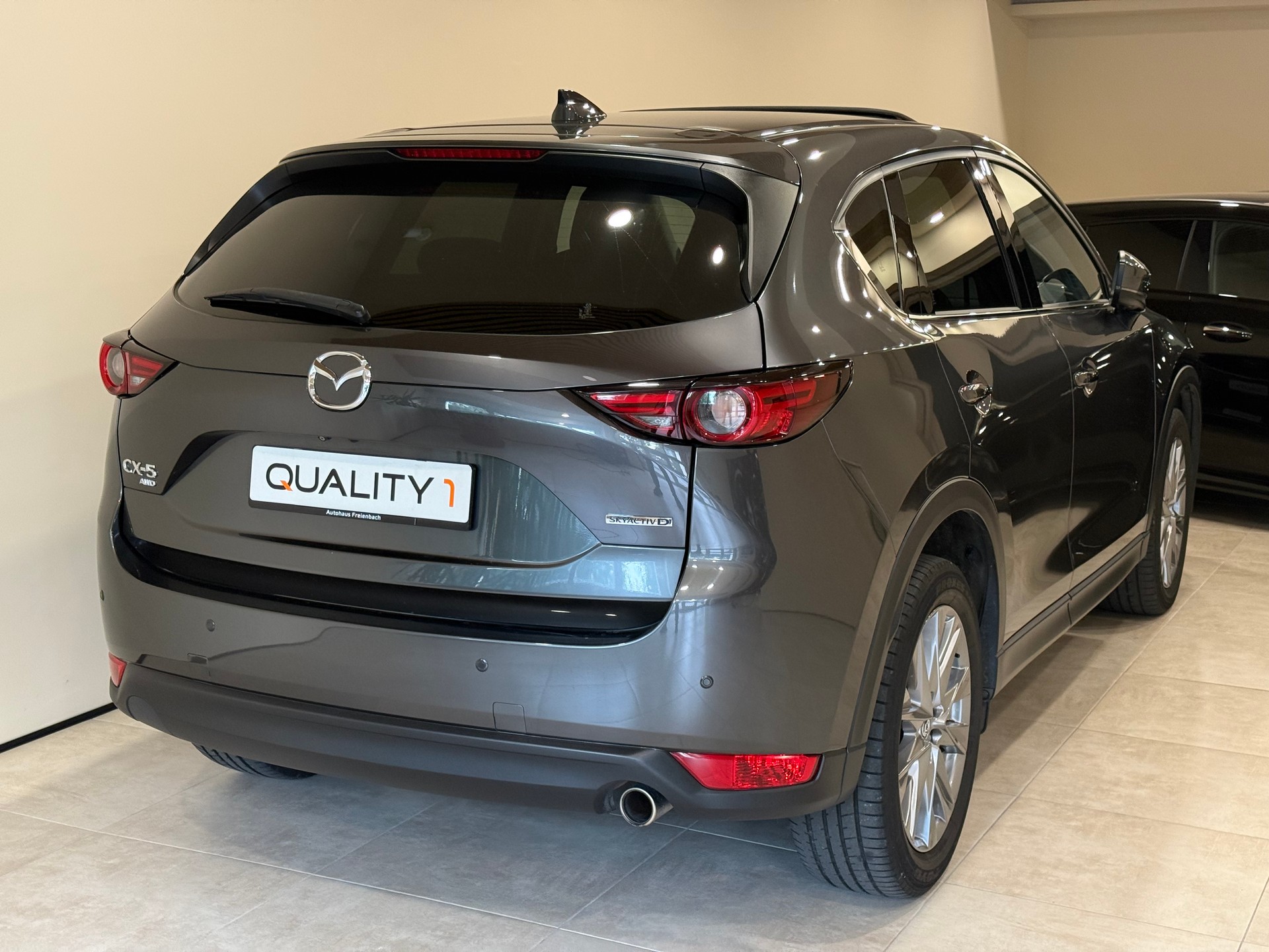 MAZDA CX-5 SKYACTIV-D 184 Revolution AWD Automat-image-4