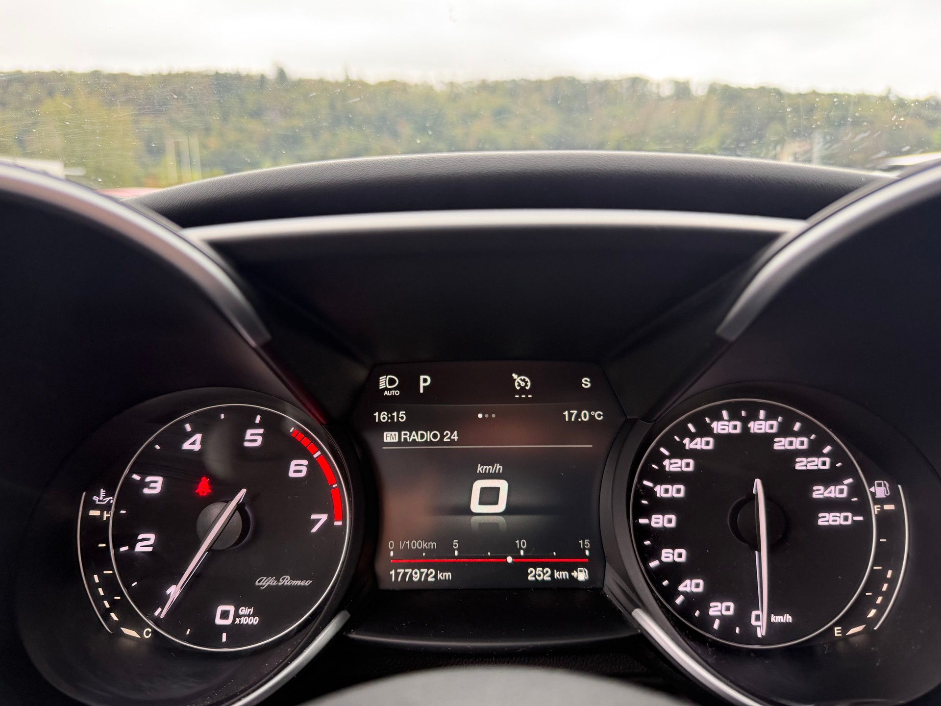 ALFA ROMEO Giulia 2.0 Veloce Q4 Automatic-image-12