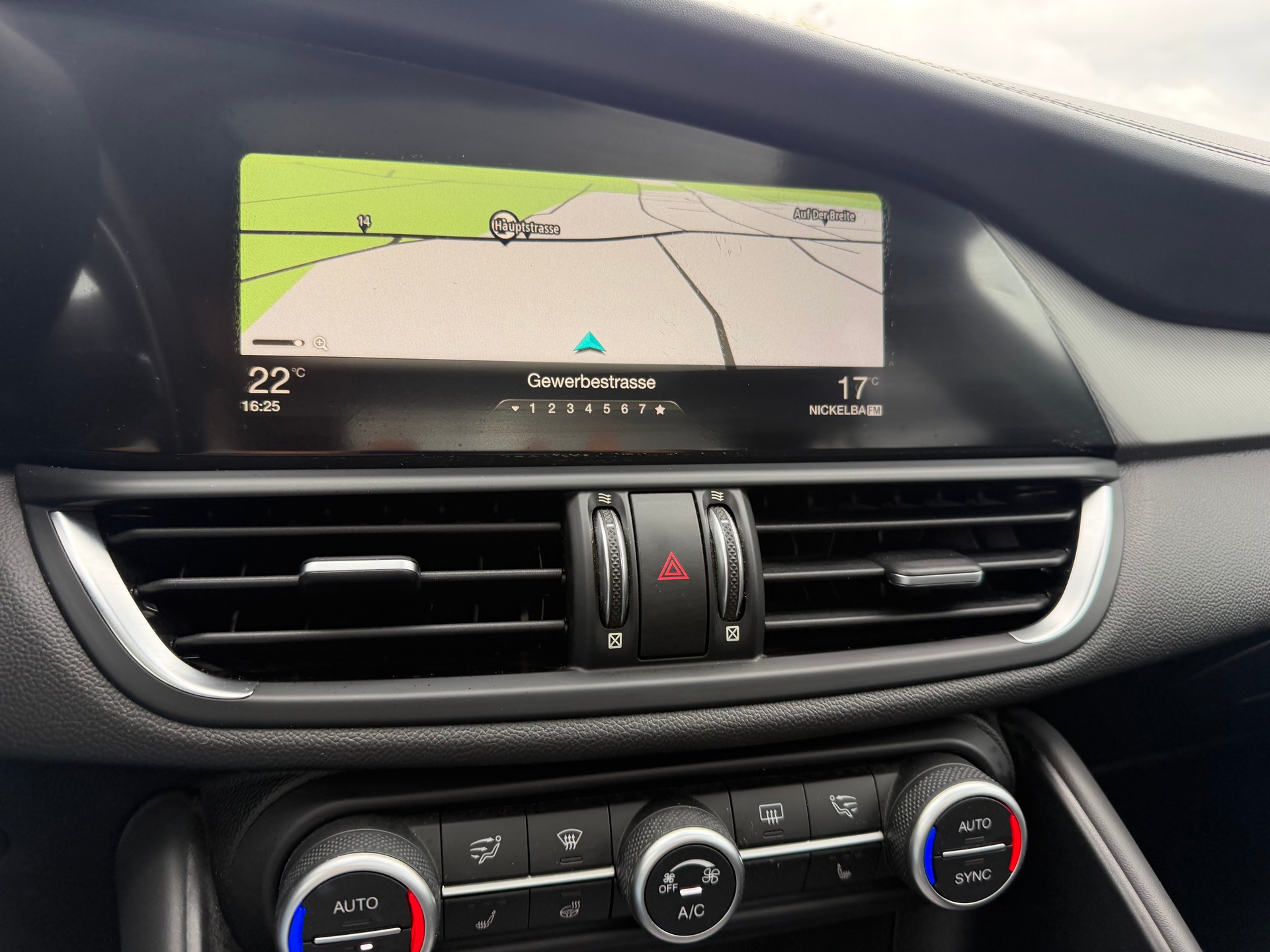 ALFA ROMEO Giulia 2.0 Veloce Q4 Automatic-image-15