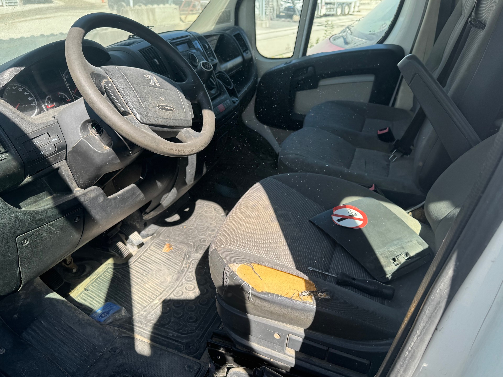PEUGEOT Boxer 2.2 HDI 335 L3-image-6