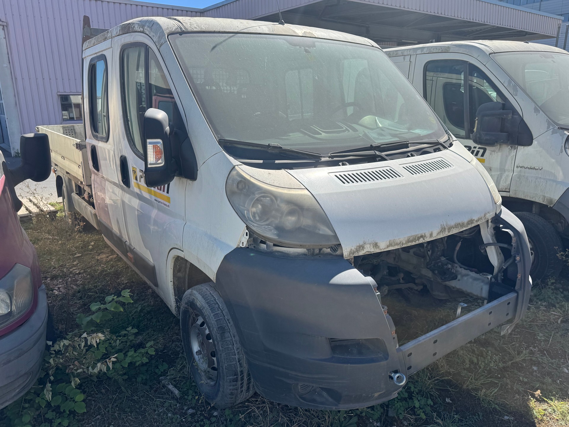 PEUGEOT Boxer 2.2 HDI 335 L3-image-1