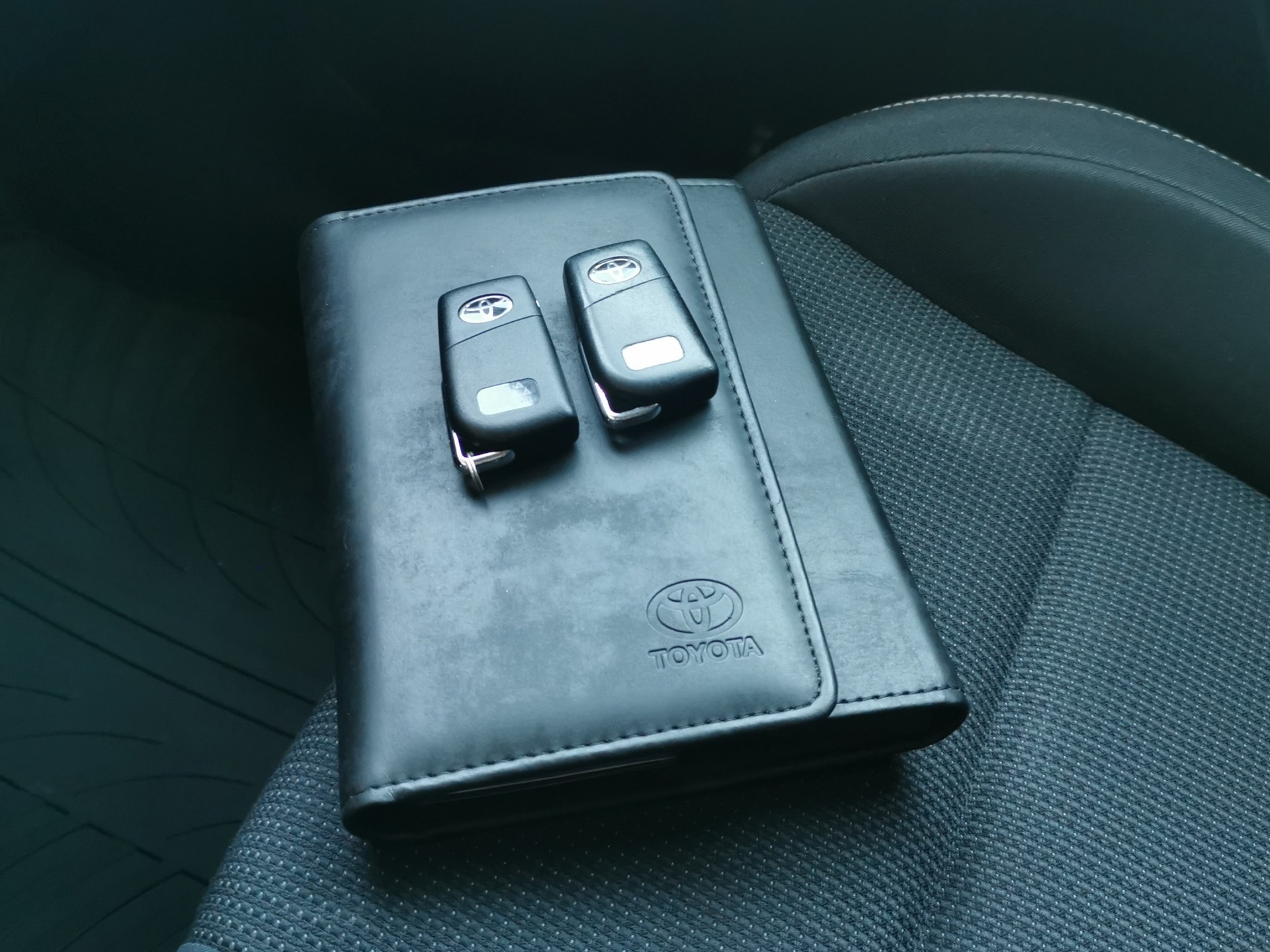TOYOTA RAV-4 2.0 Style Multidrive S-image-18