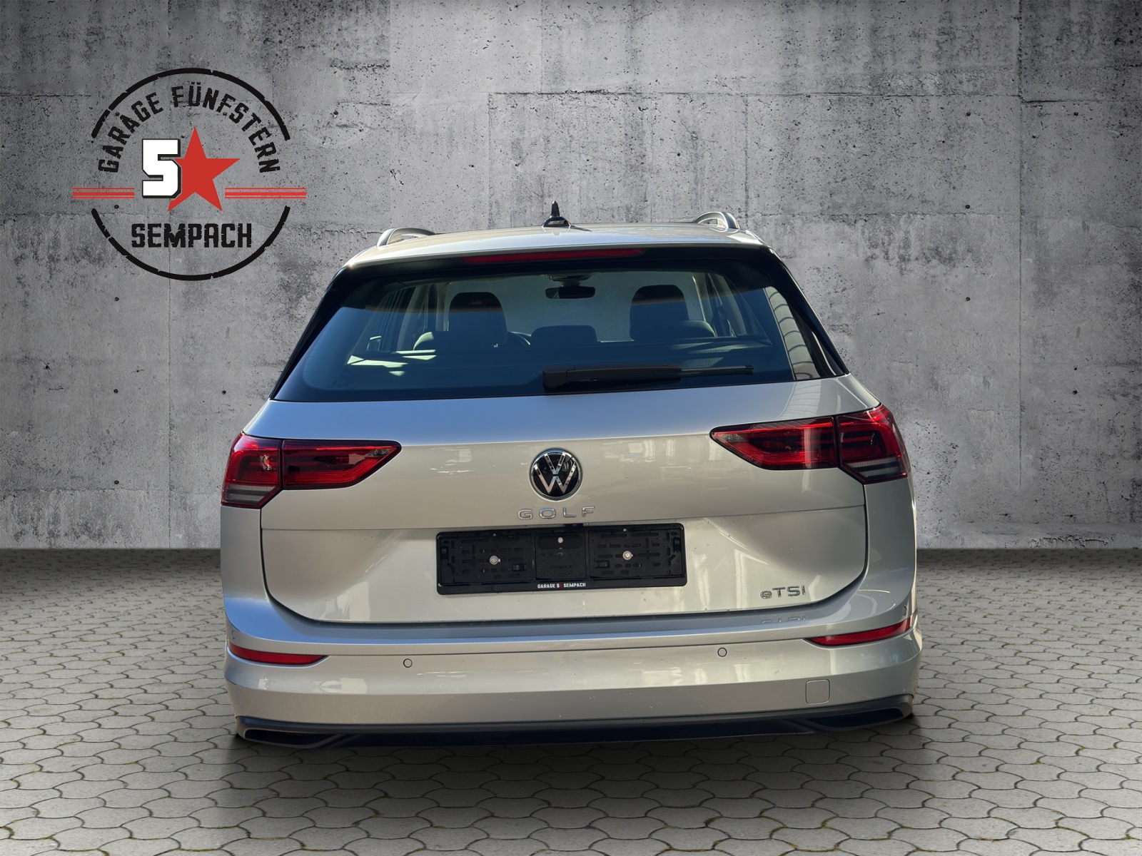 VW Golf Variant 1.0 eTSI mHEV Life DSG-image-3