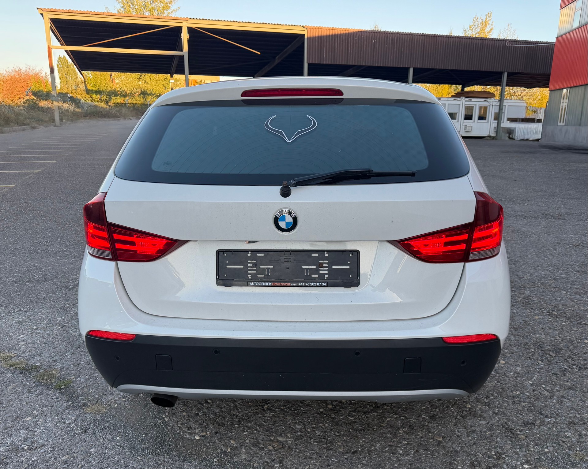 BMW X1 sDrive 18i-image-4