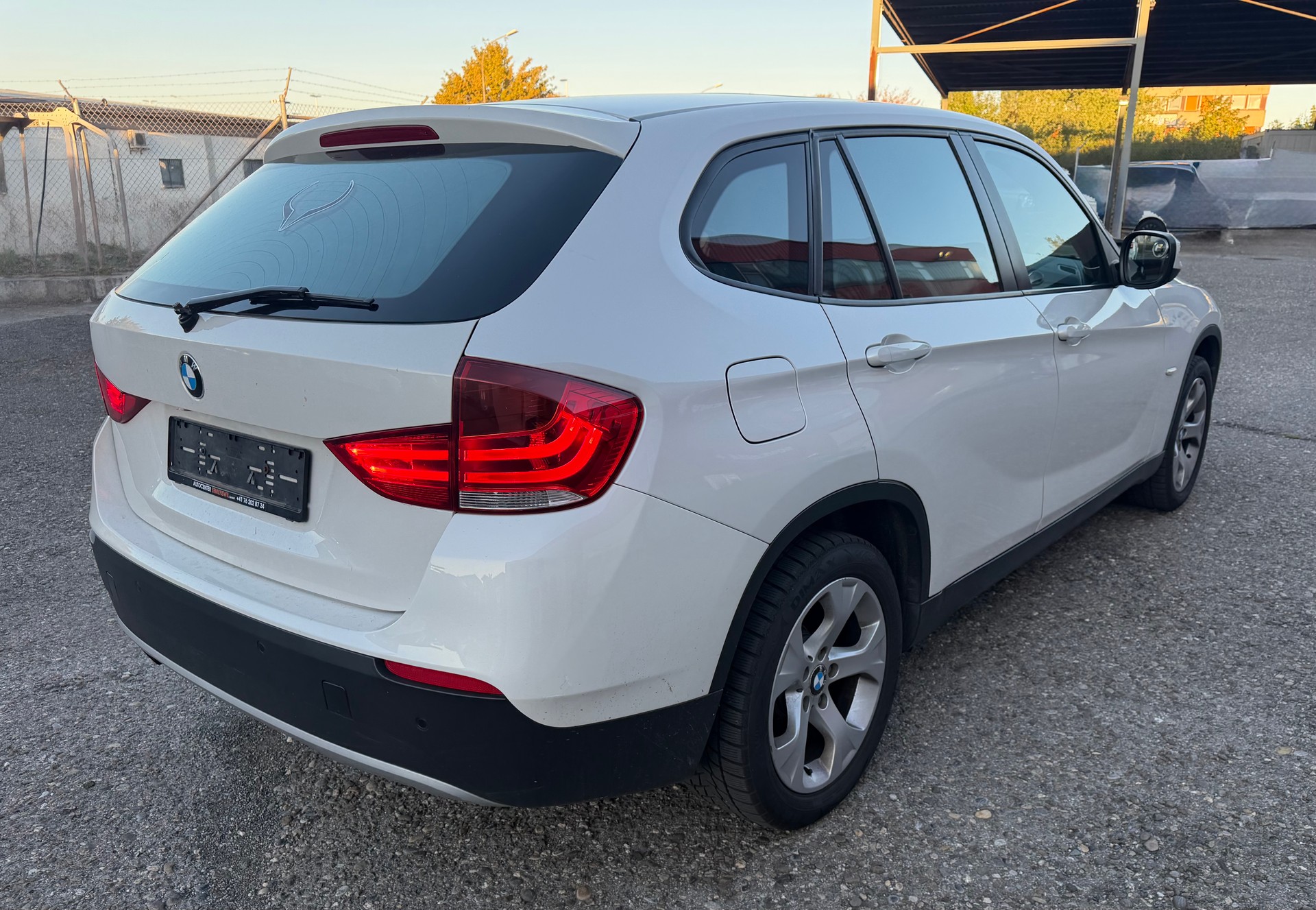 BMW X1 sDrive 18i-image-5