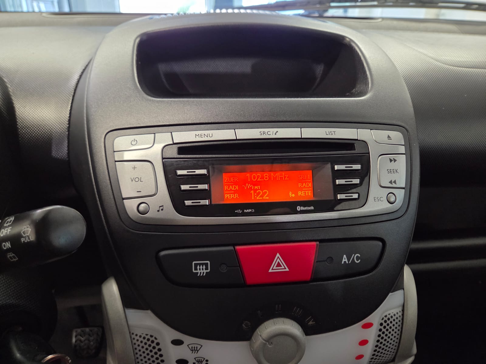 TOYOTA Aygo 1.0 VVT-i Sol Multimode-image-13