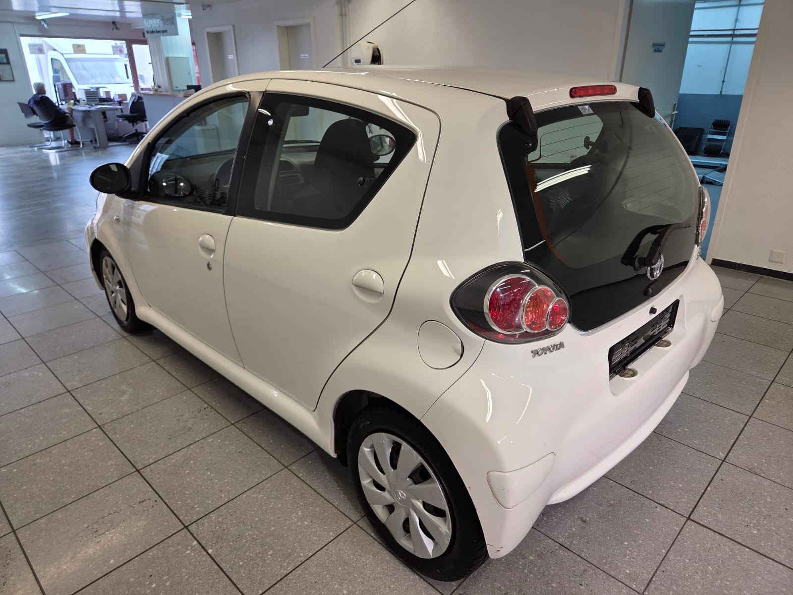 TOYOTA Aygo 1.0 VVT-i Sol Multimode-image-6