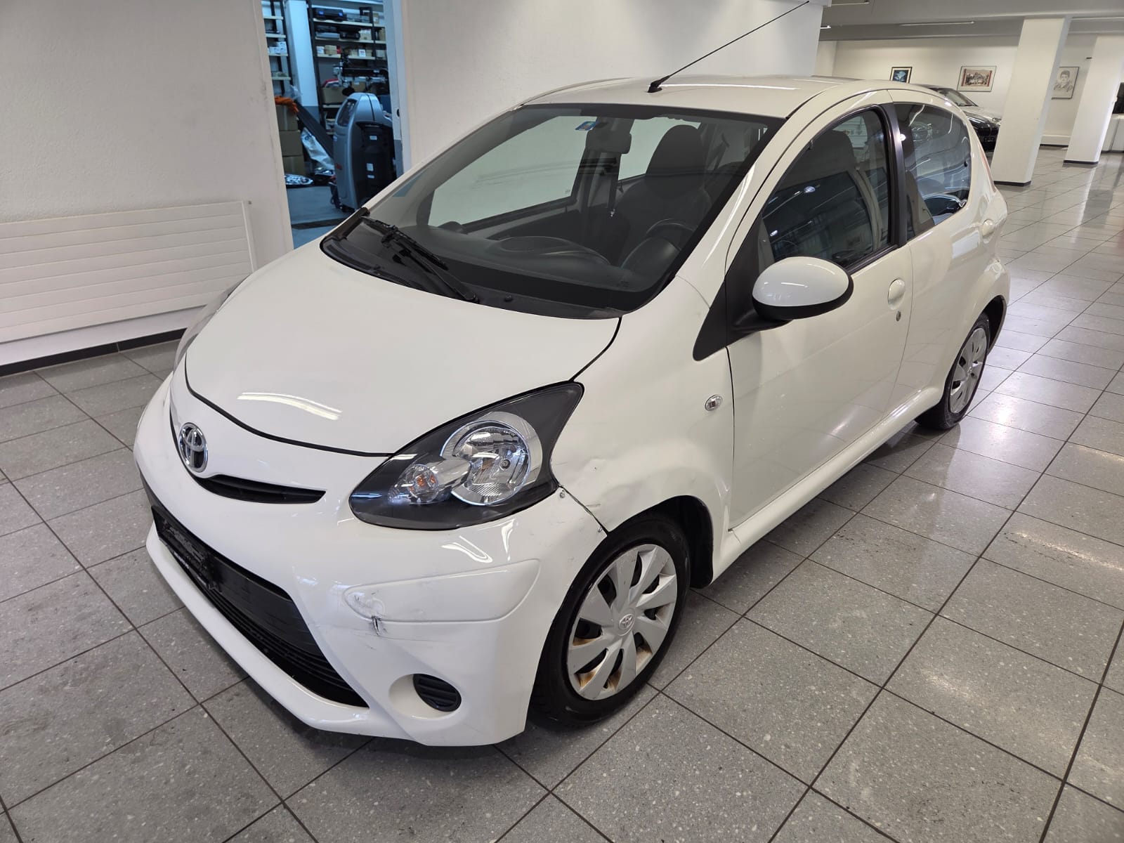 Car photo