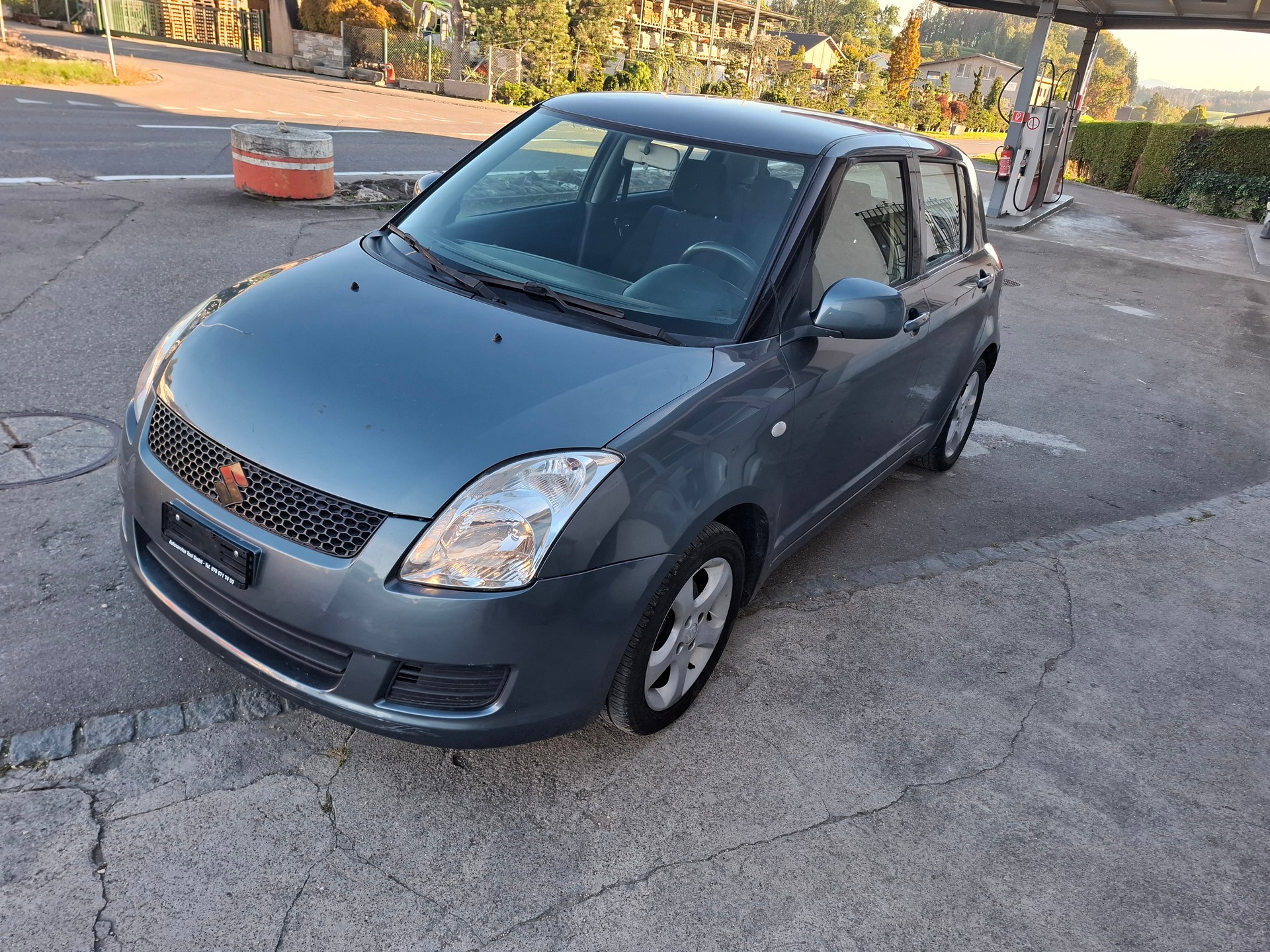 SUZUKI Swift 1.3i 16V GL-image-3