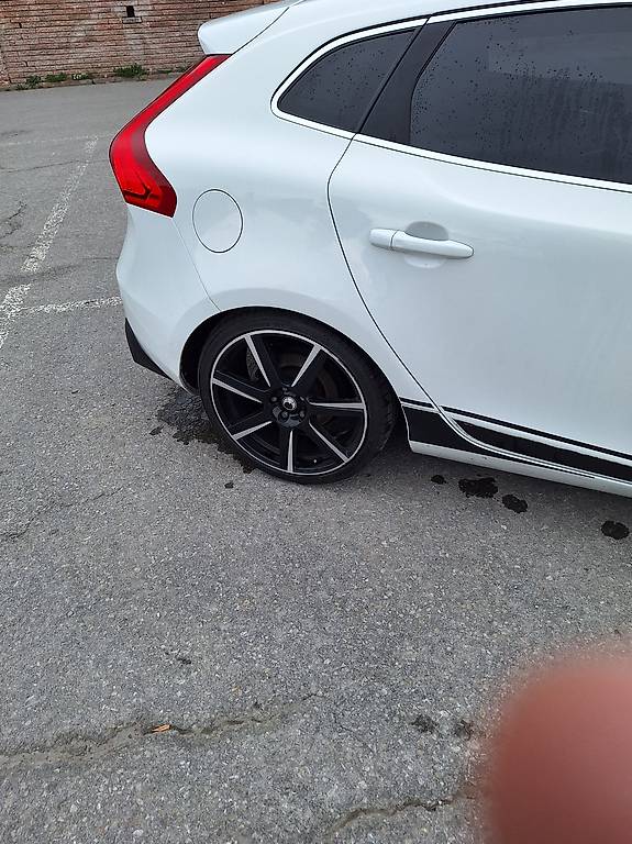 VOLVO V40 Sport200-image-3