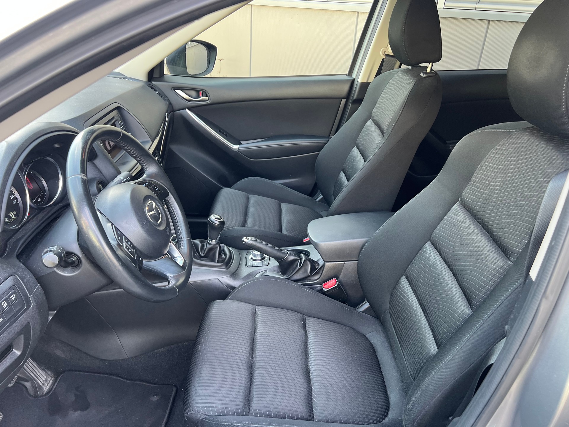 MAZDA CX-5 2.2 D Ambition 4x4 ** Navigation * Anhänerkupplung 2000 kg. * mit frisch ab MFK **-image-13