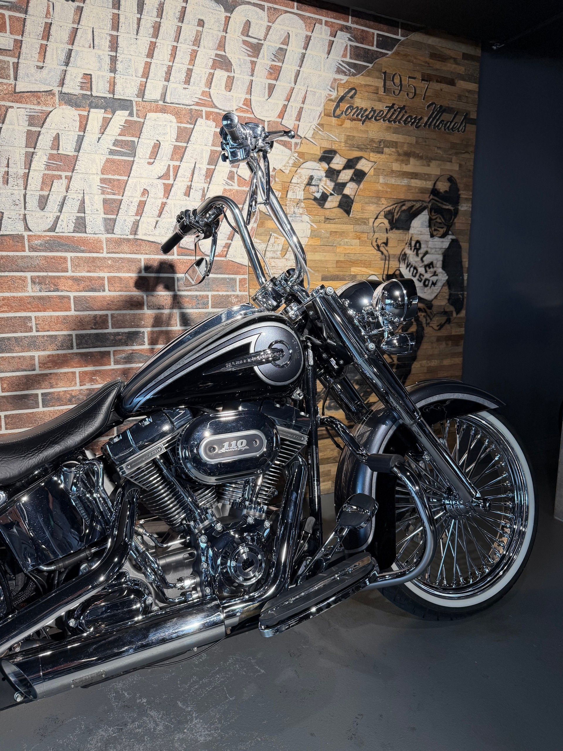 HARLEY-DAVIDSON FLSTNSE Softail Deluxe ABS CVO-image-10