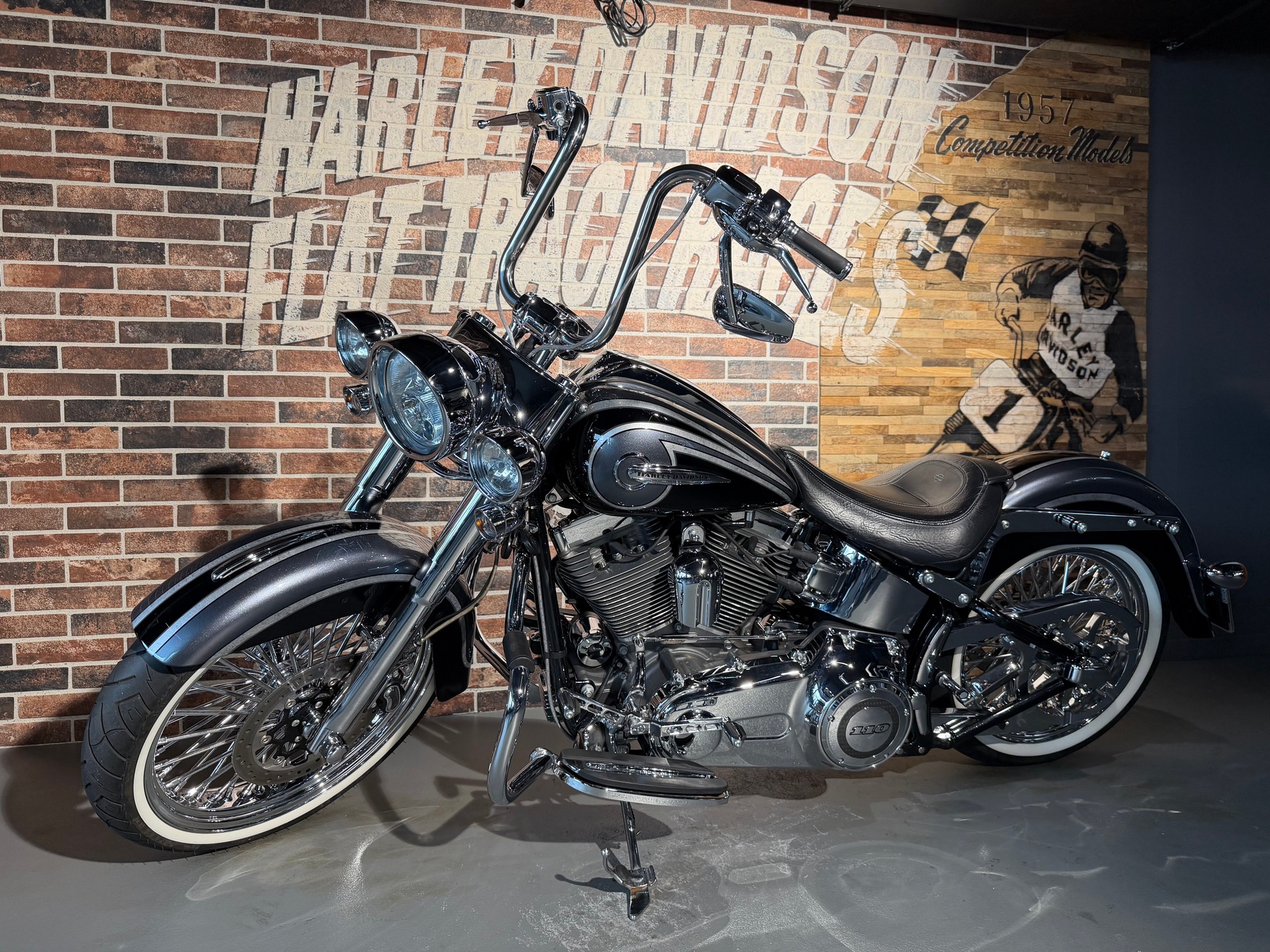 HARLEY-DAVIDSON FLSTNSE Softail Deluxe ABS CVO