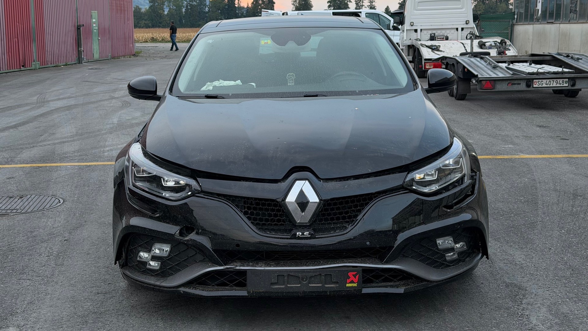 RENAULT Mégane Trophy 300-image-1