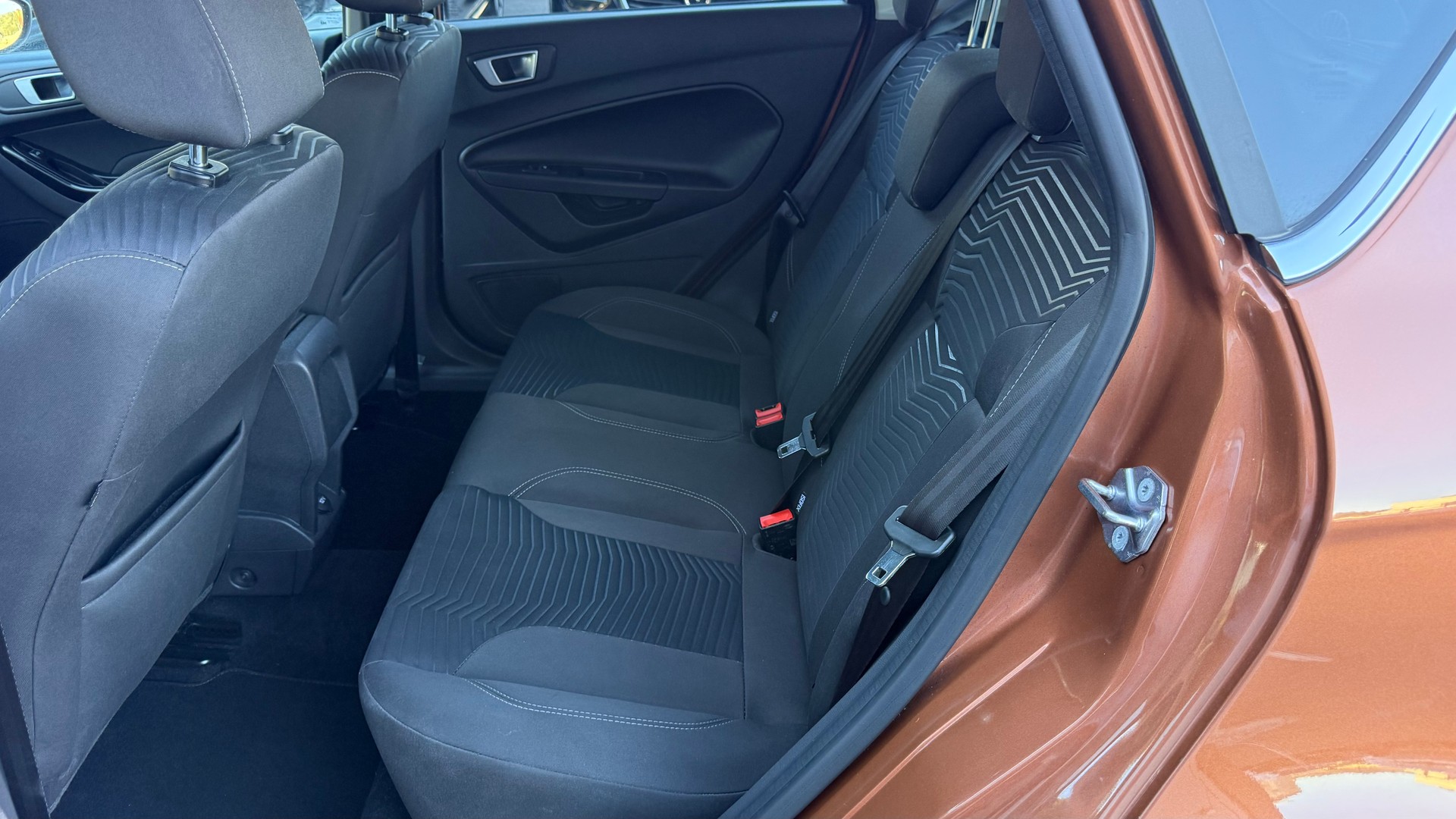 FORD Fiesta 1.0 SCTi Trend-image-9