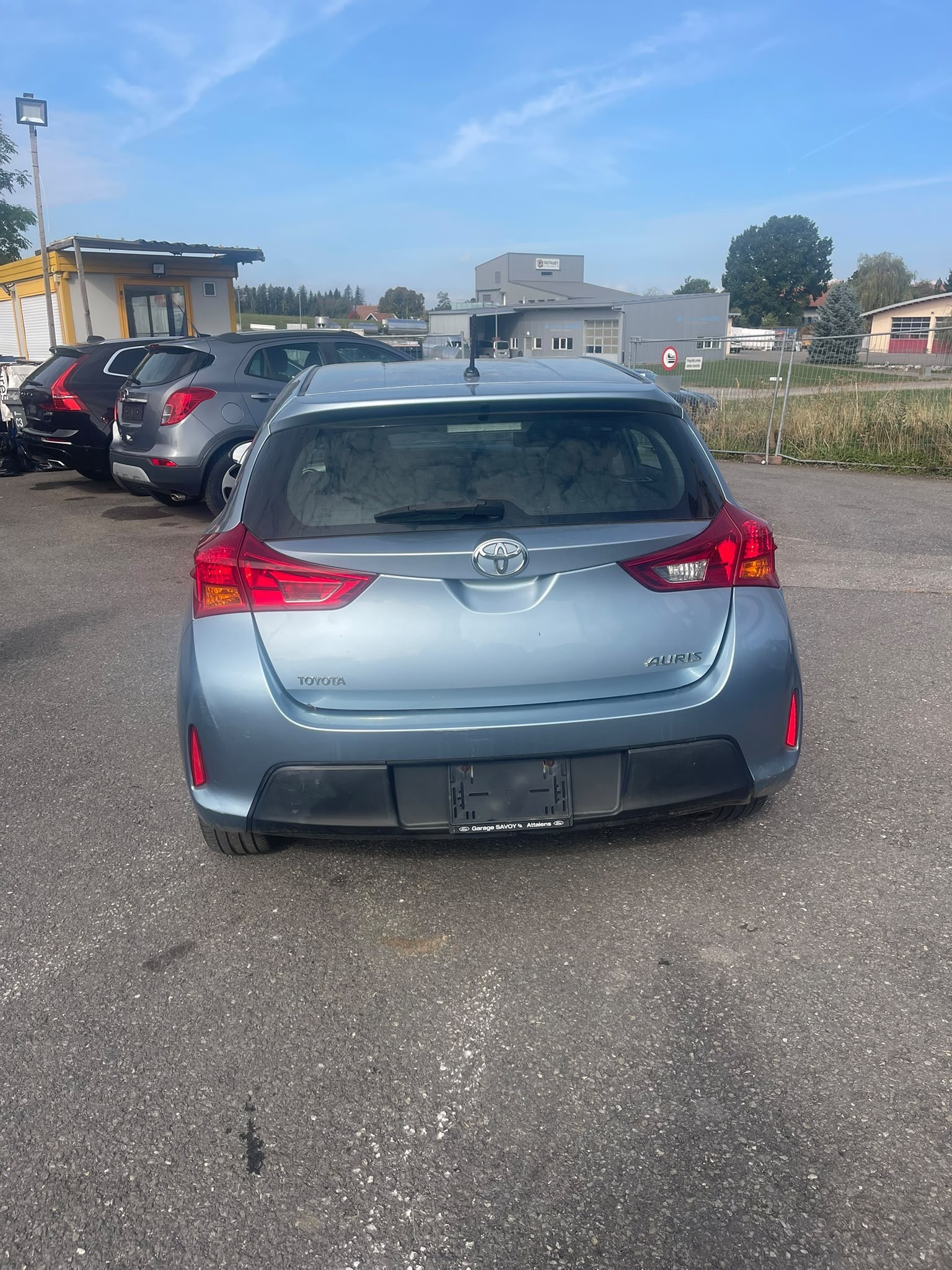 TOYOTA Auris 1.6 Luna-image-2