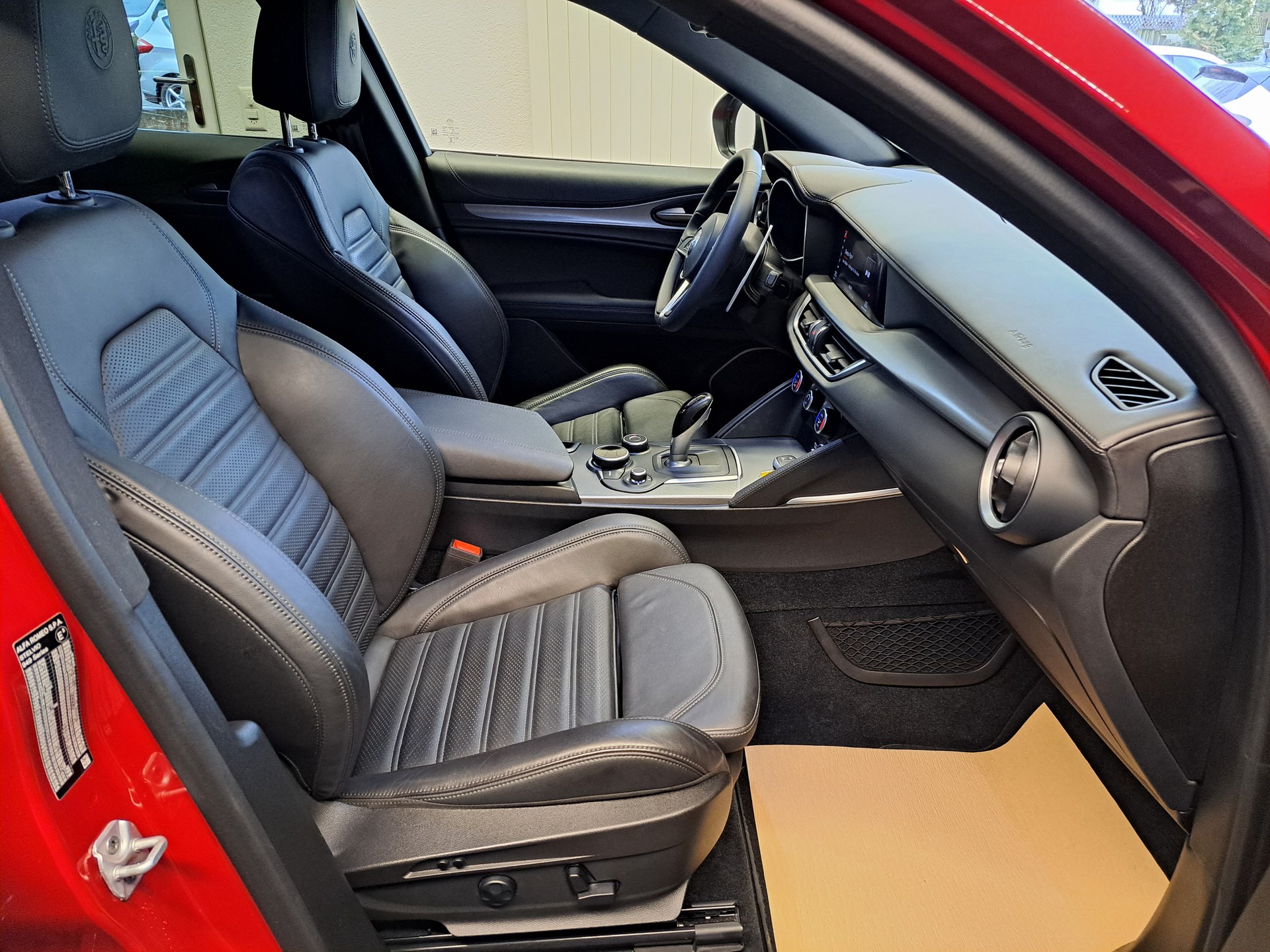 ALFA ROMEO Stelvio 2.0 Sport Q4 Automatic-image-12