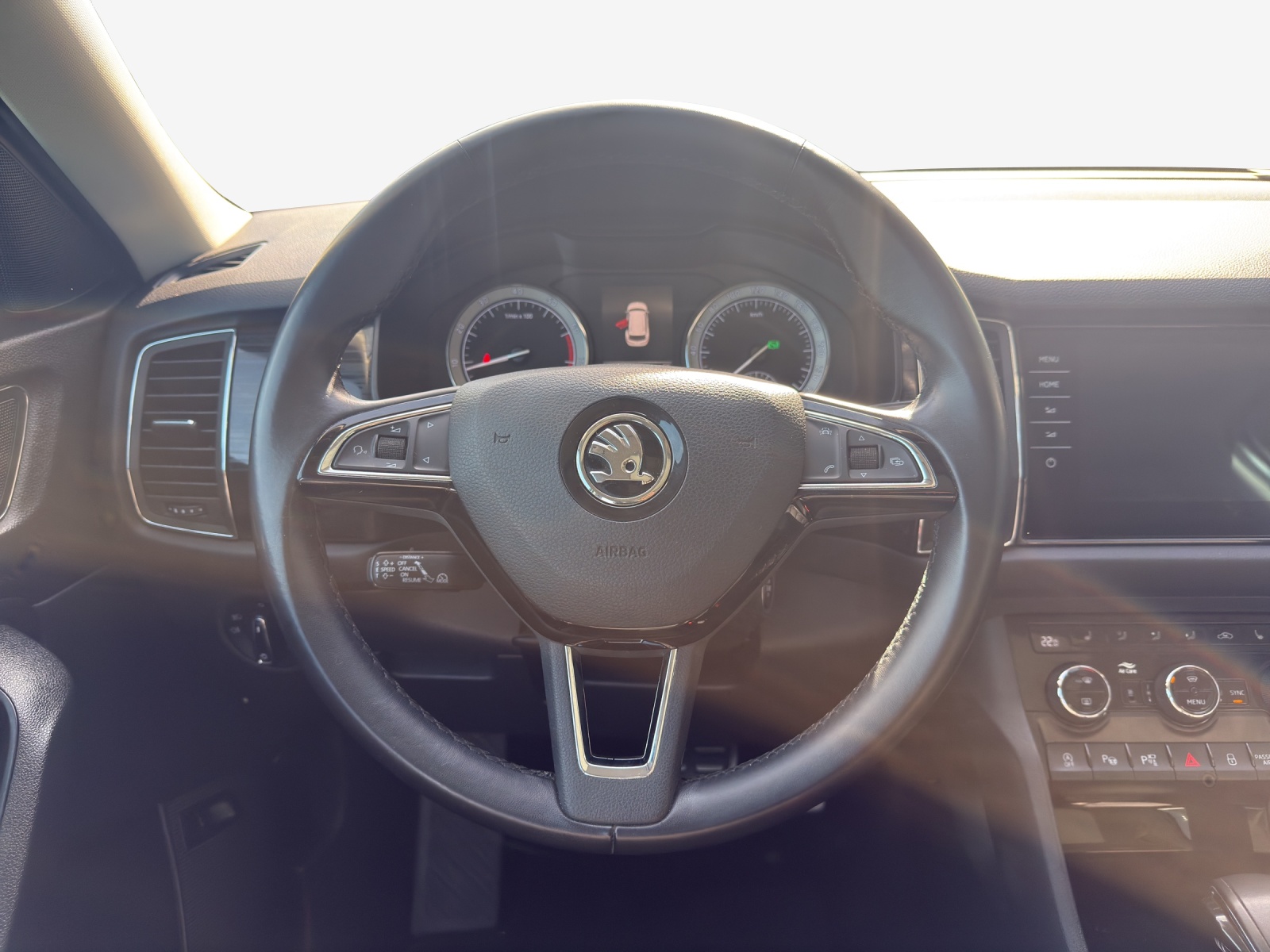 SKODA Kodiaq 2.0 TSI Style DSG 4x4-image-9