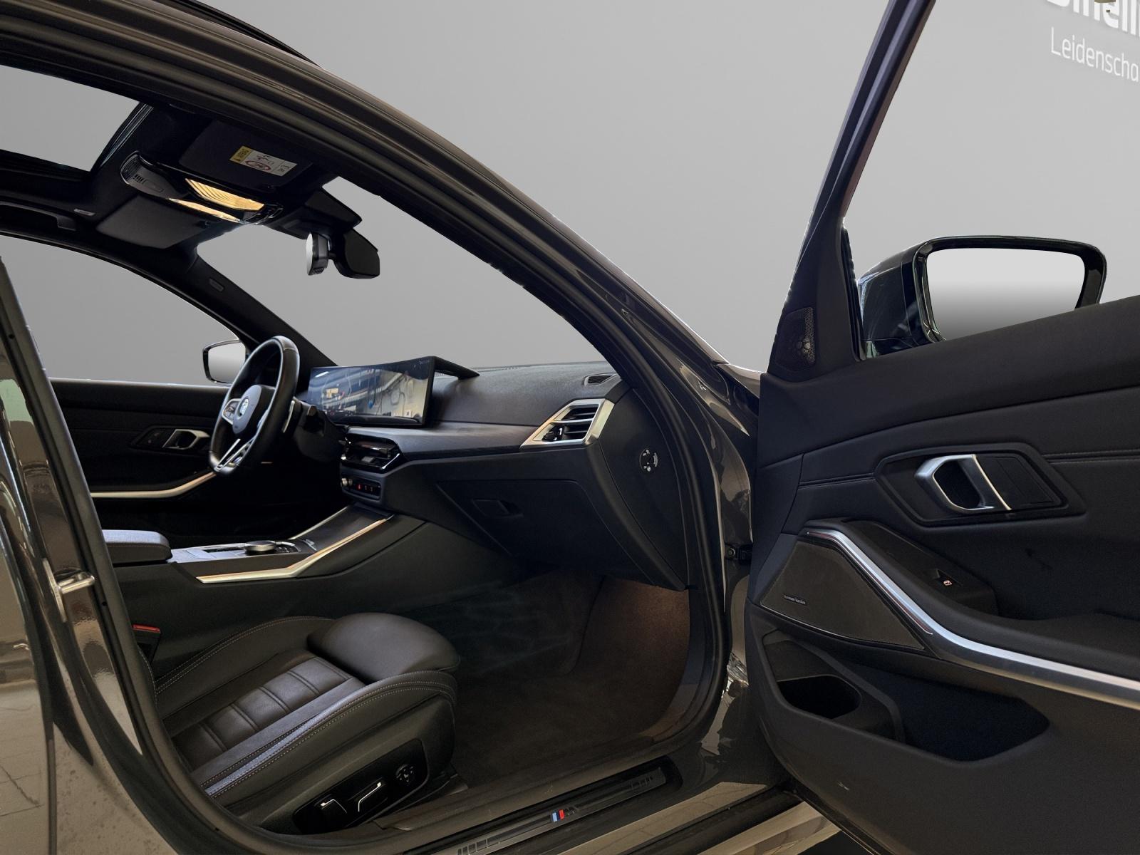 BMW 330i xDrive M-SportPaket Pro-image-18