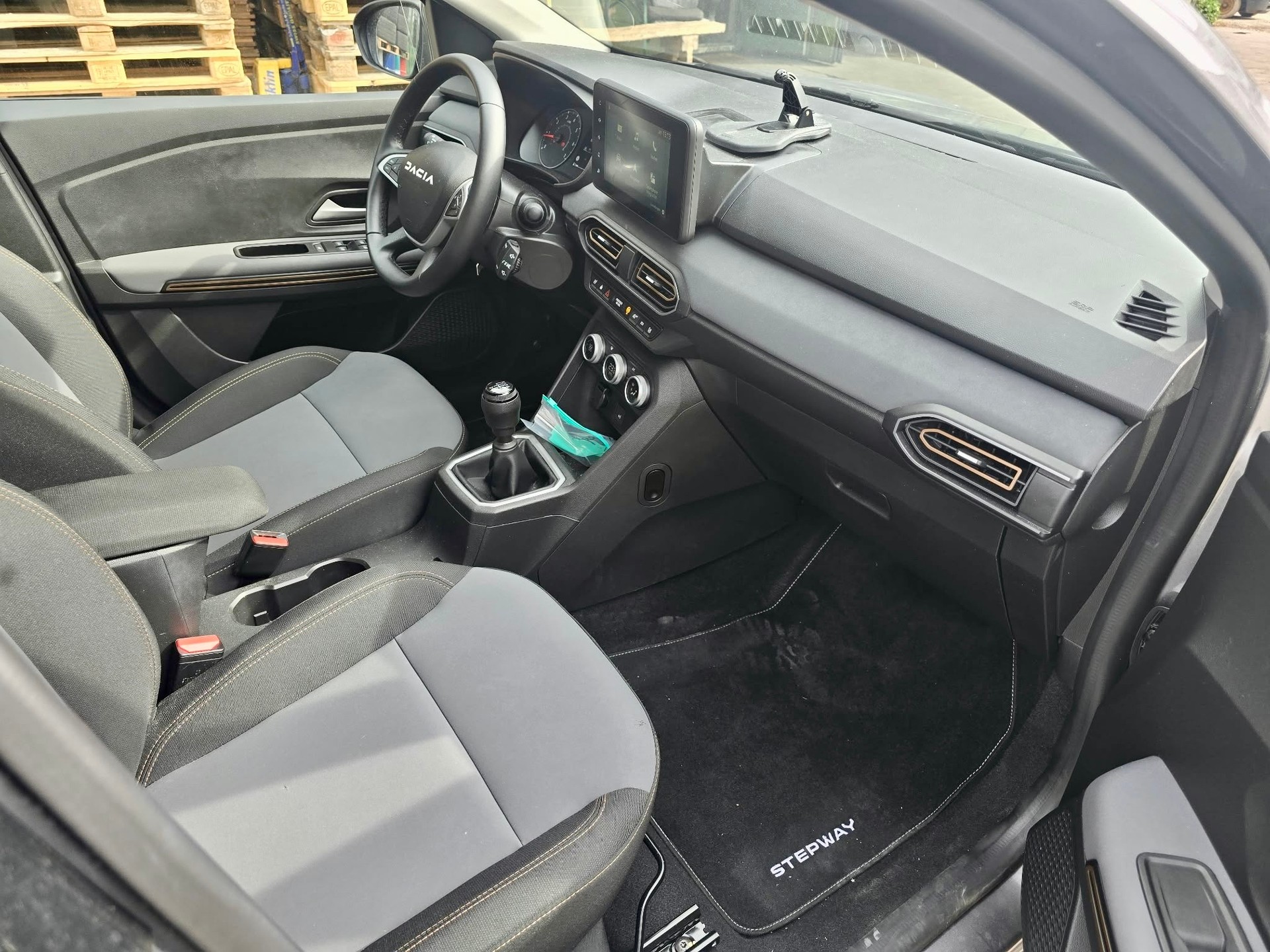 DACIA STEPWAY 1.0, 110 PS-image-9