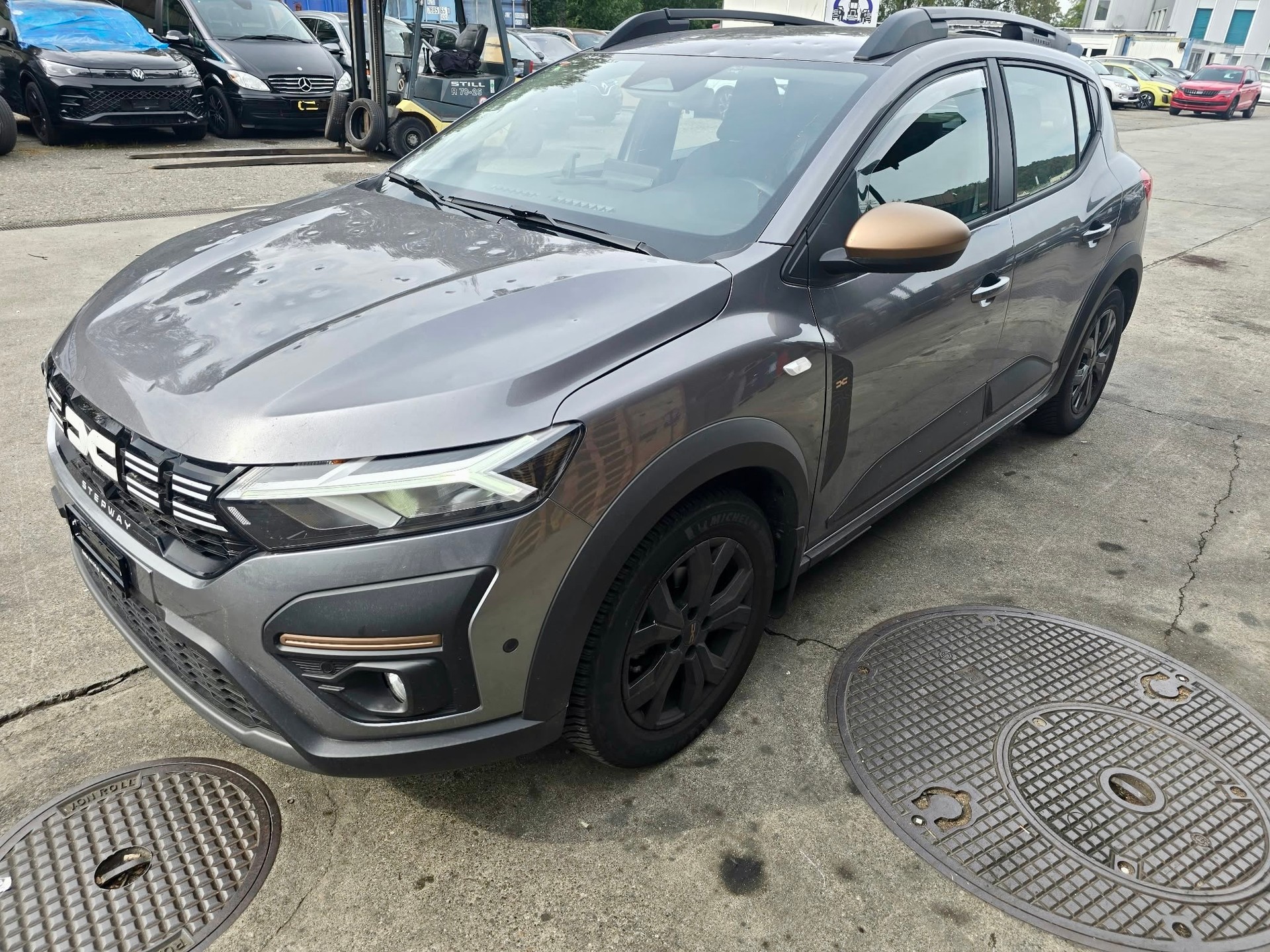 DACIA STEPWAY 1.0, 110 PS-image-0