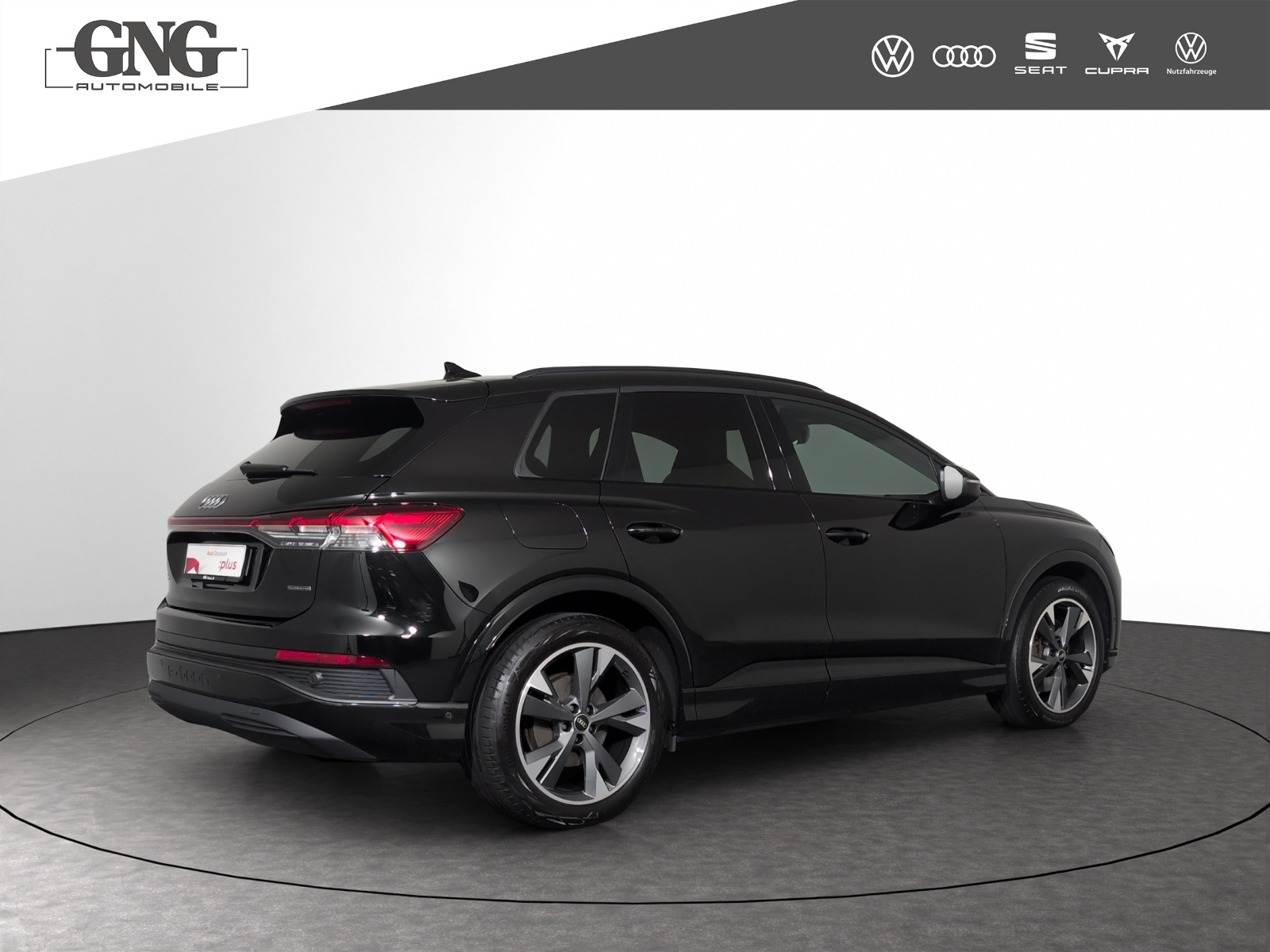 AUDI Q4 e-tron 45 quattro-image-2