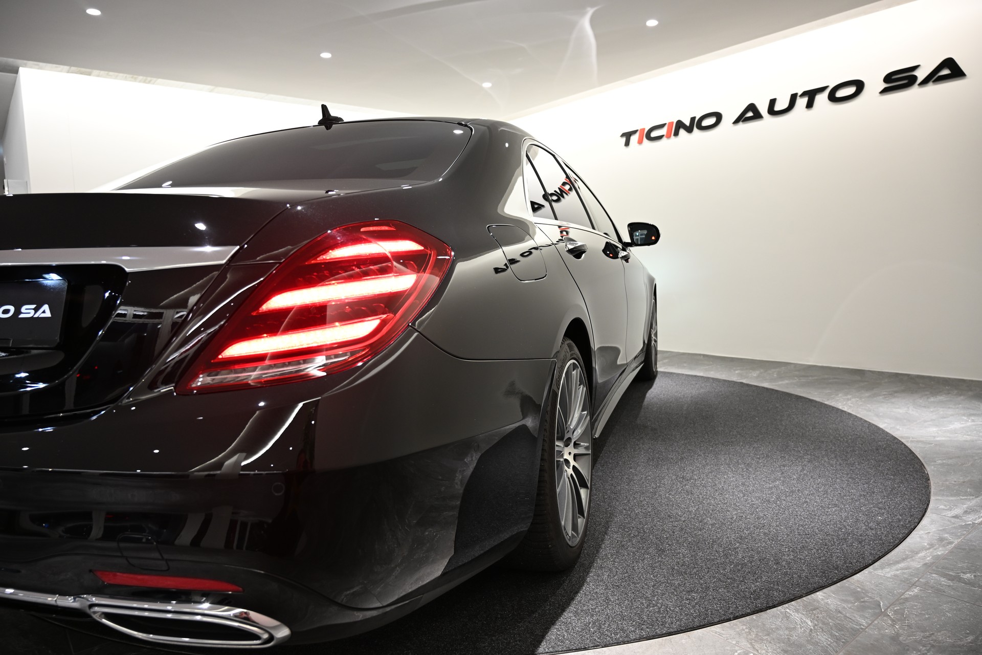 MERCEDES-BENZ S 350 d L 4Matic 9G-Tronic-image-16