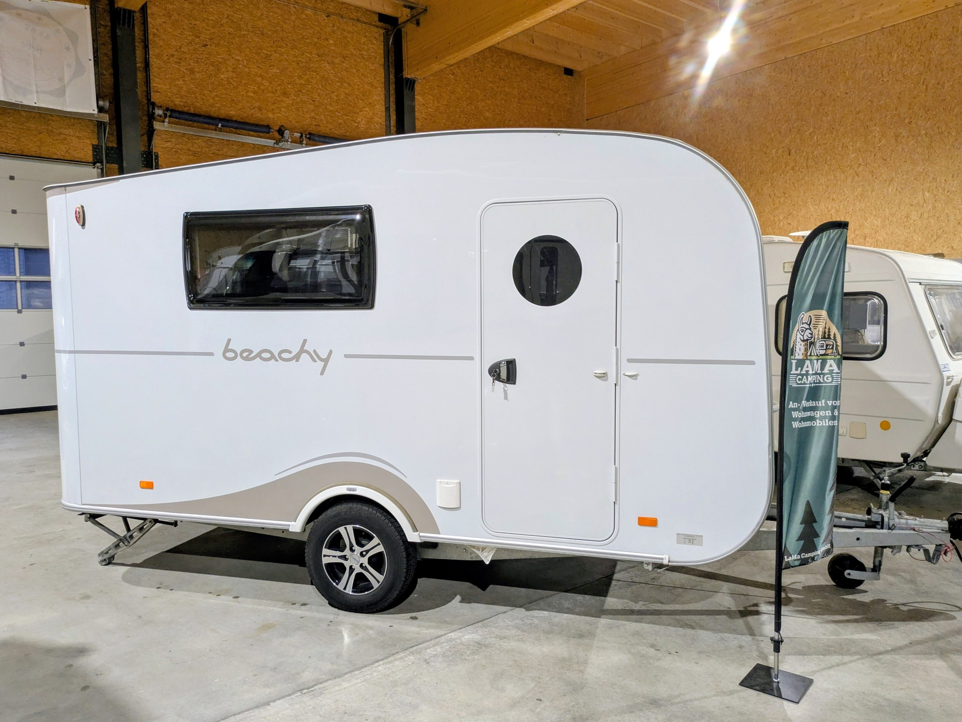 HOBBY Beachy 420-image-4