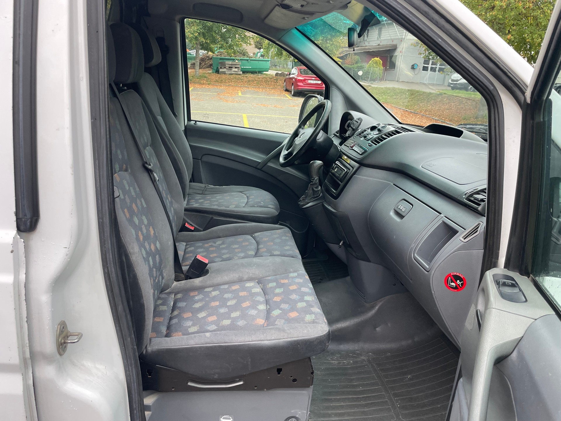 MERCEDES-BENZ Vito 115 CDI L-image-12