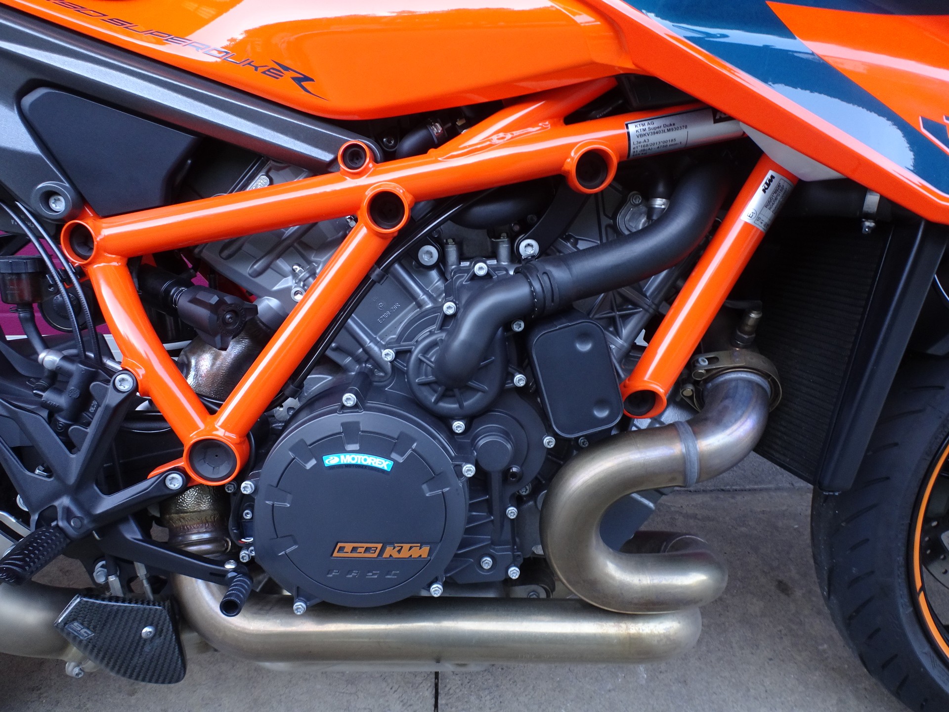 KTM 1290 Super Duke R-image-9