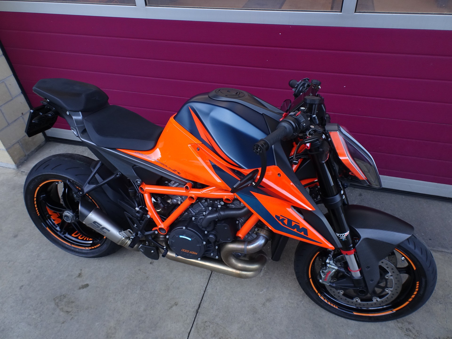 KTM 1290 Super Duke R-image-15