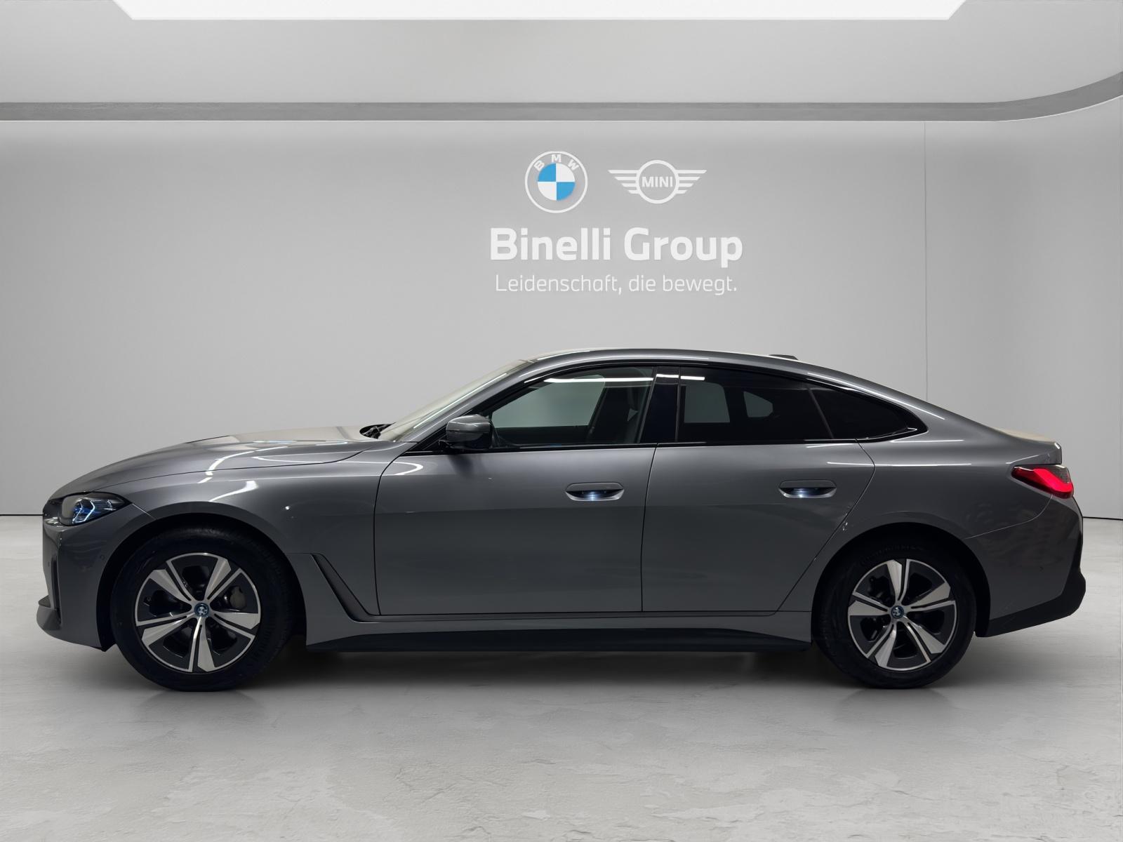 BMW i4 Limousine-image-1
