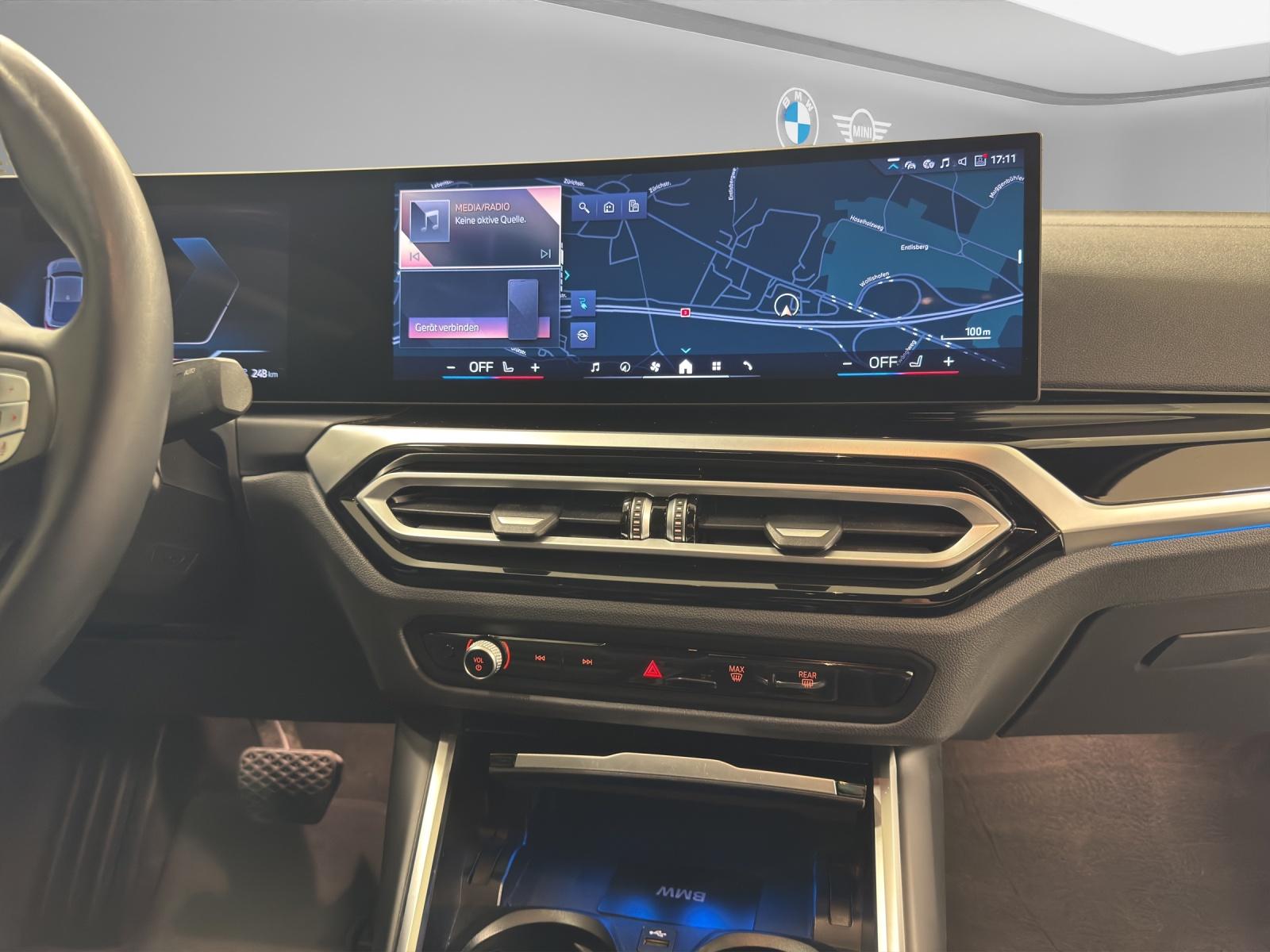 BMW i4 Limousine-image-18