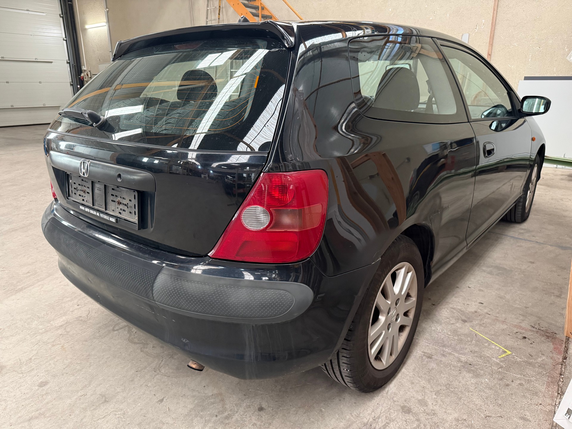HONDA Civic 1.6i ES-image-8