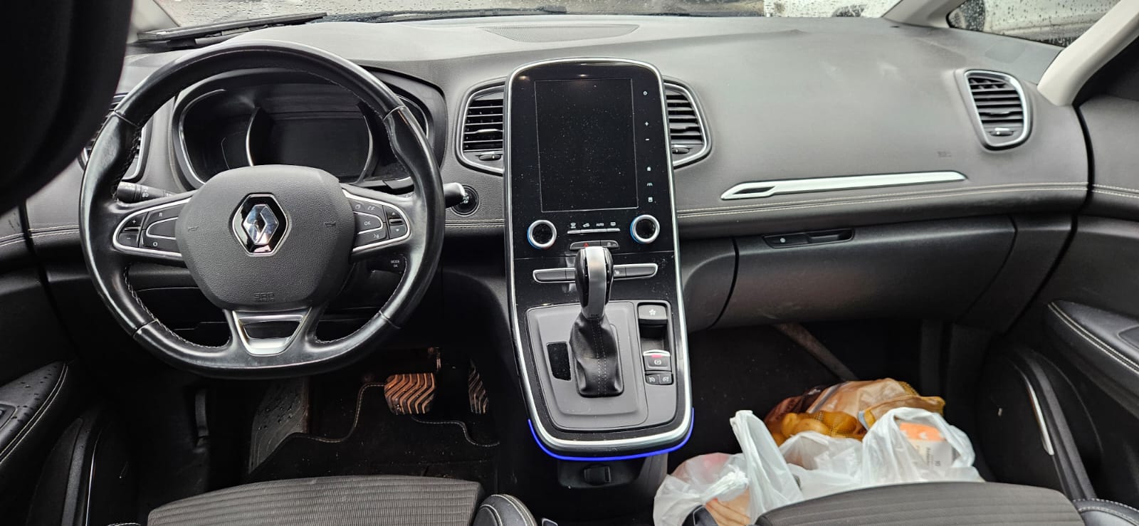 RENAULT Grand Scénic 1.6 dCi Initiale Paris EDC-image-1