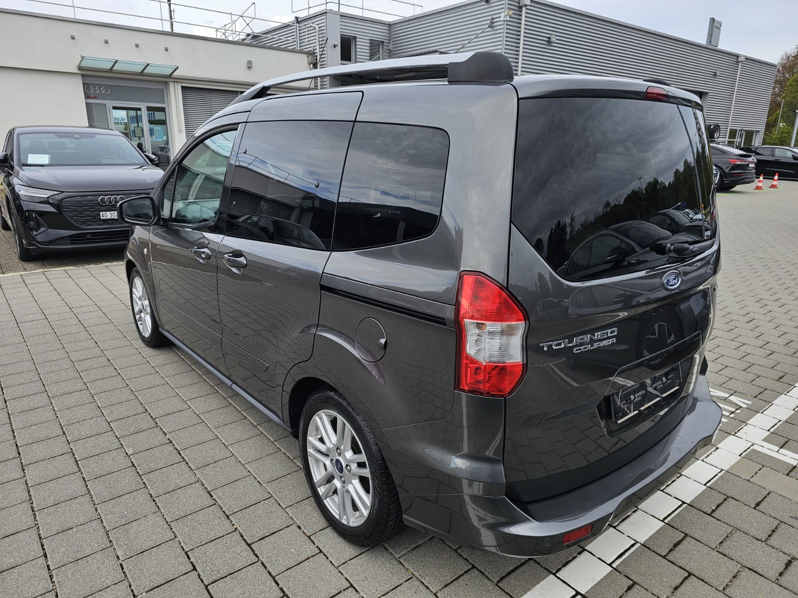 FORD 1.0 EcoB 100 Titanium-image-7