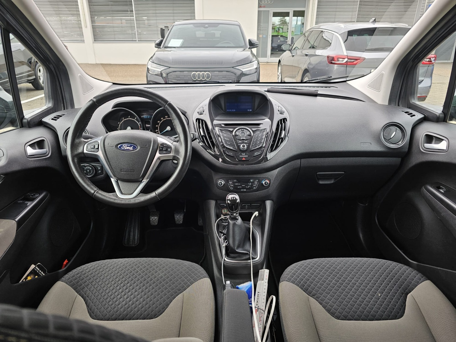 FORD 1.0 EcoB 100 Titanium-image-2