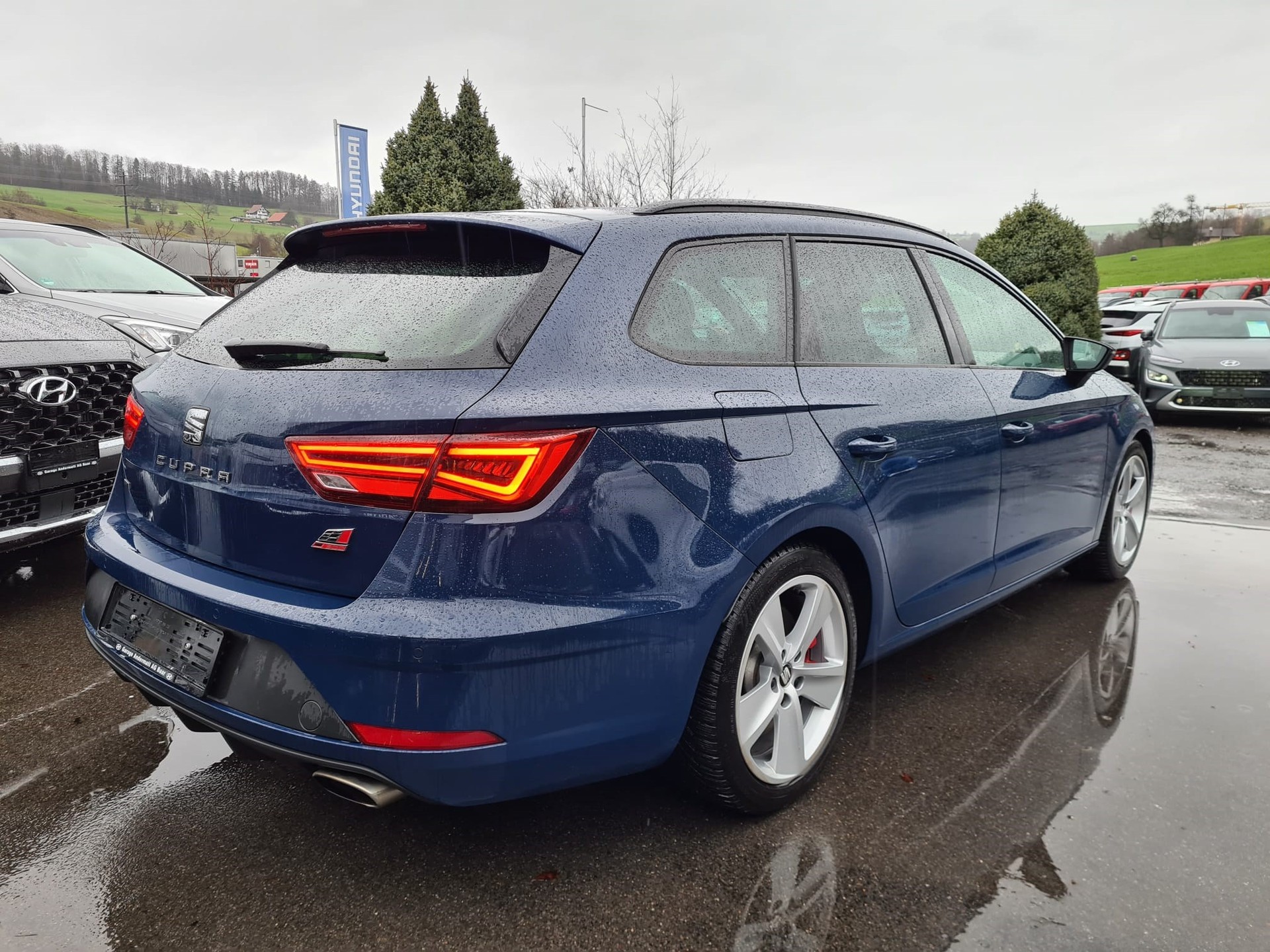 SEAT Leon ST 2.0 TSI Cupra 300 4 Drive DSG-image-5