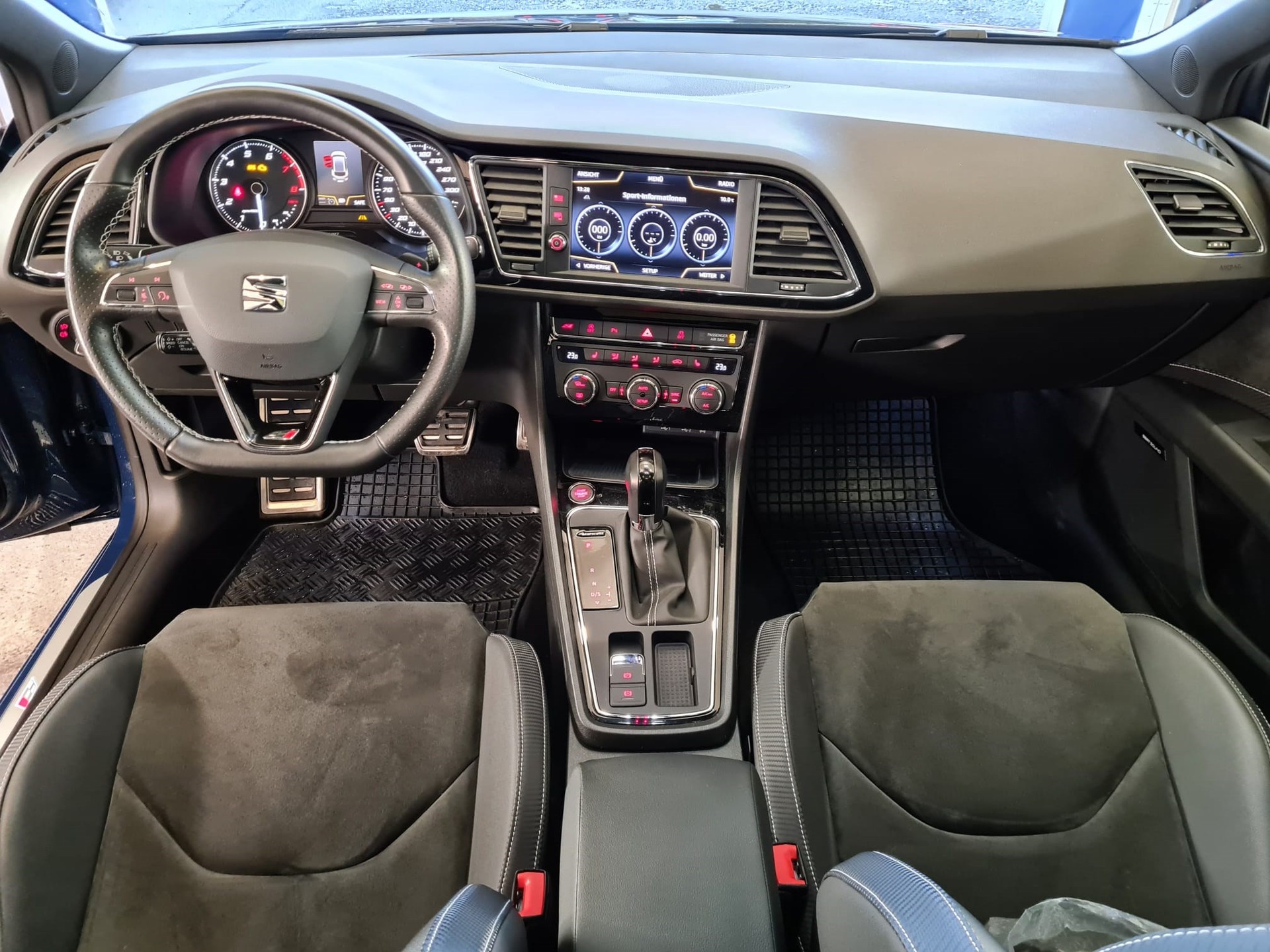 SEAT Leon ST 2.0 TSI Cupra 300 4 Drive DSG-image-7