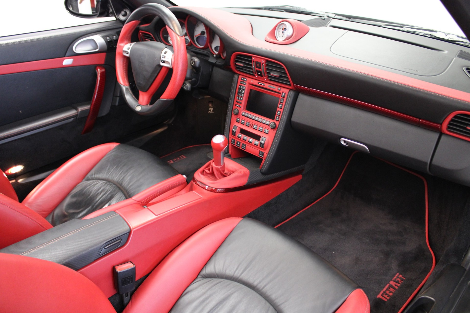 PORSCHE 911 Cabrio Carrera 4S TechArt-image-5