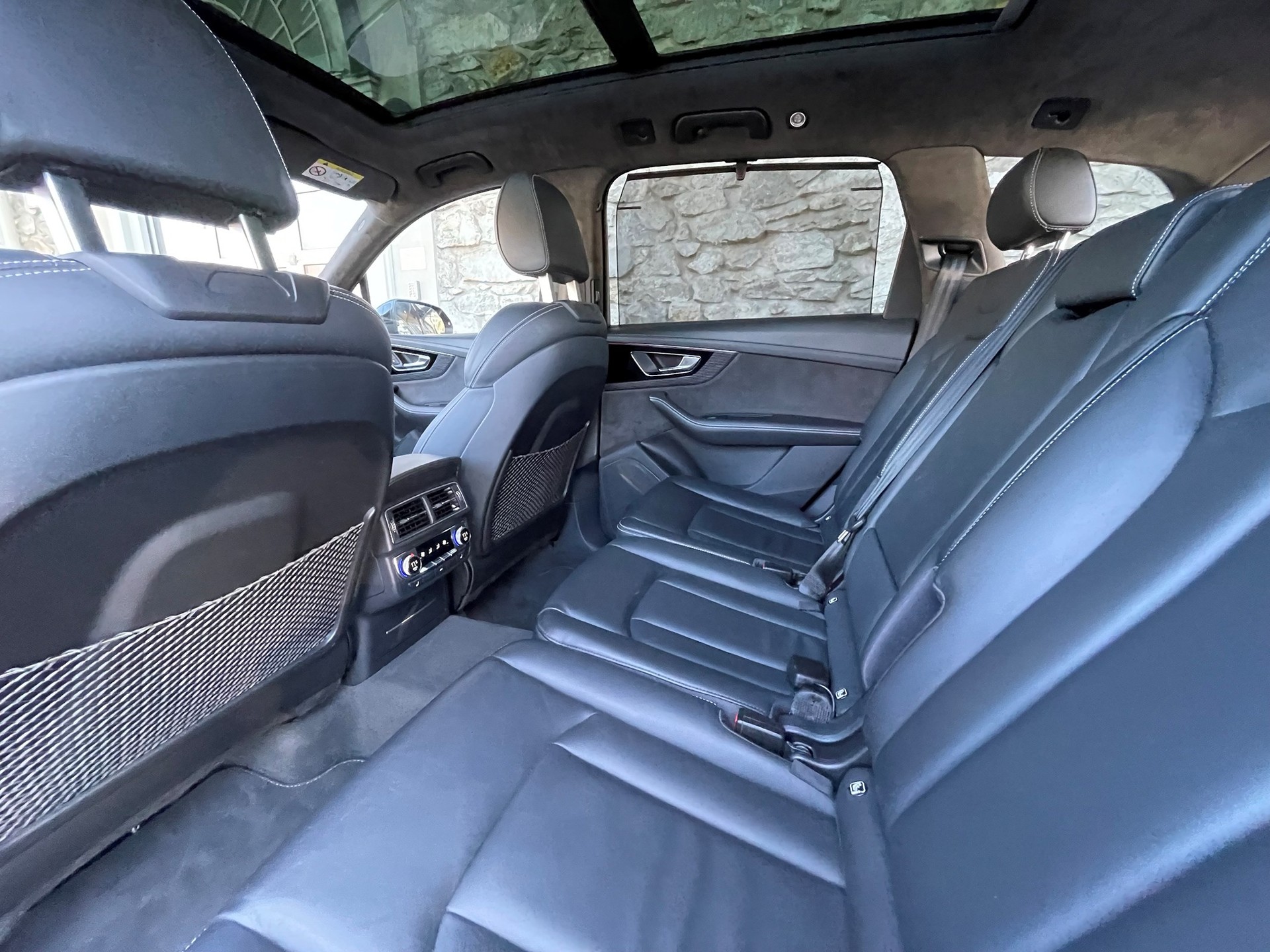 AUDI Q7 3.0 TDI quattro tiptronic-image-15
