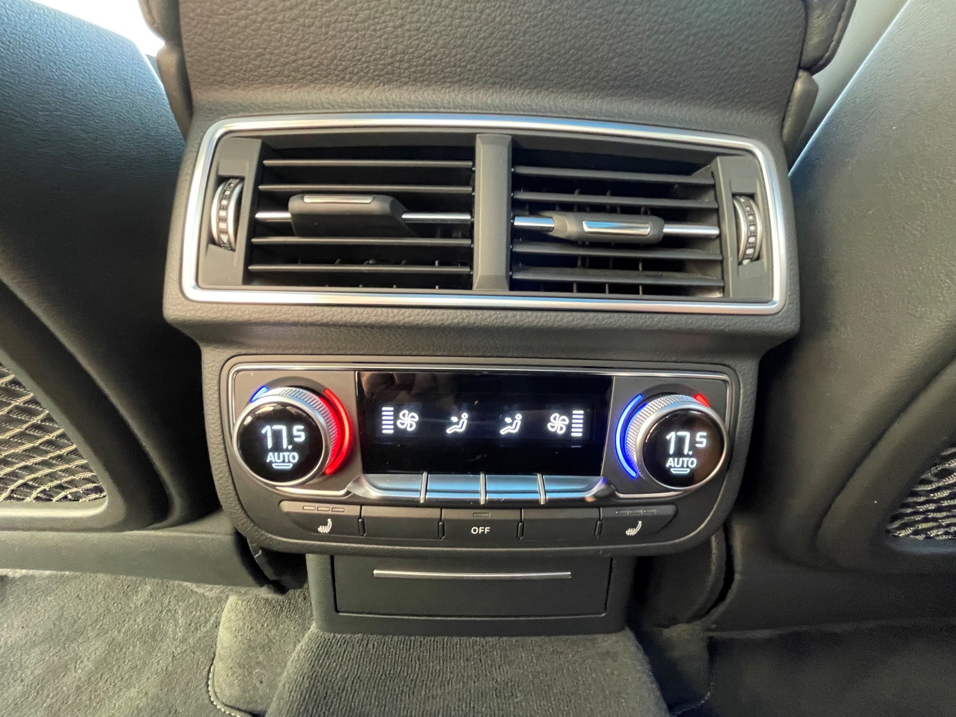 AUDI Q7 3.0 TDI quattro tiptronic-image-17