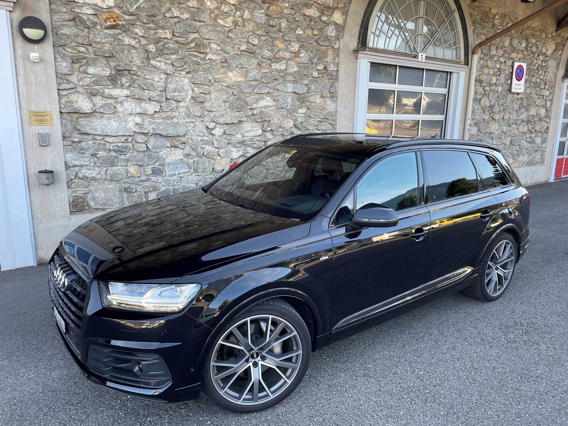 AUDI Q7 3.0 TDI quattro tiptronic-image-4