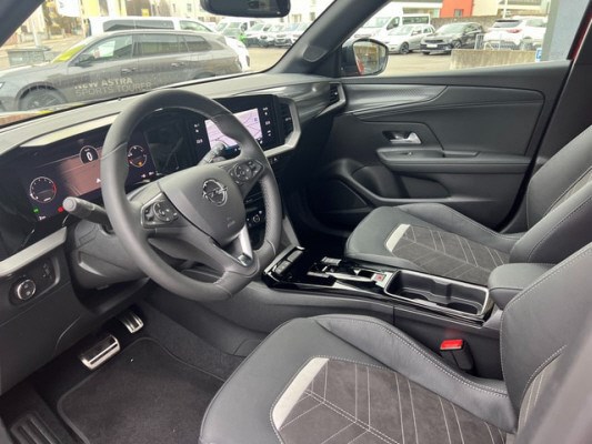 OPEL Mokka 1.2 Direct Injection Turbo Ultimate Aut.-image-6