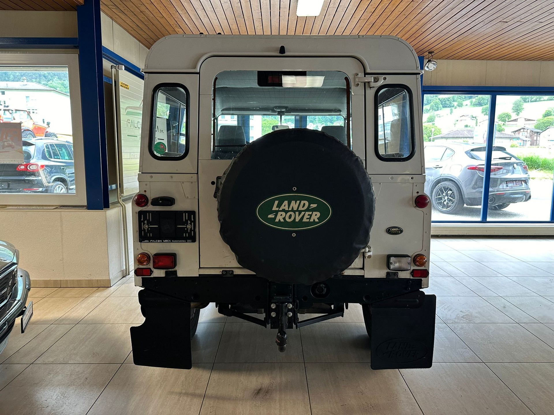 LAND ROVER Defender 90 2.5 Td5-image-5