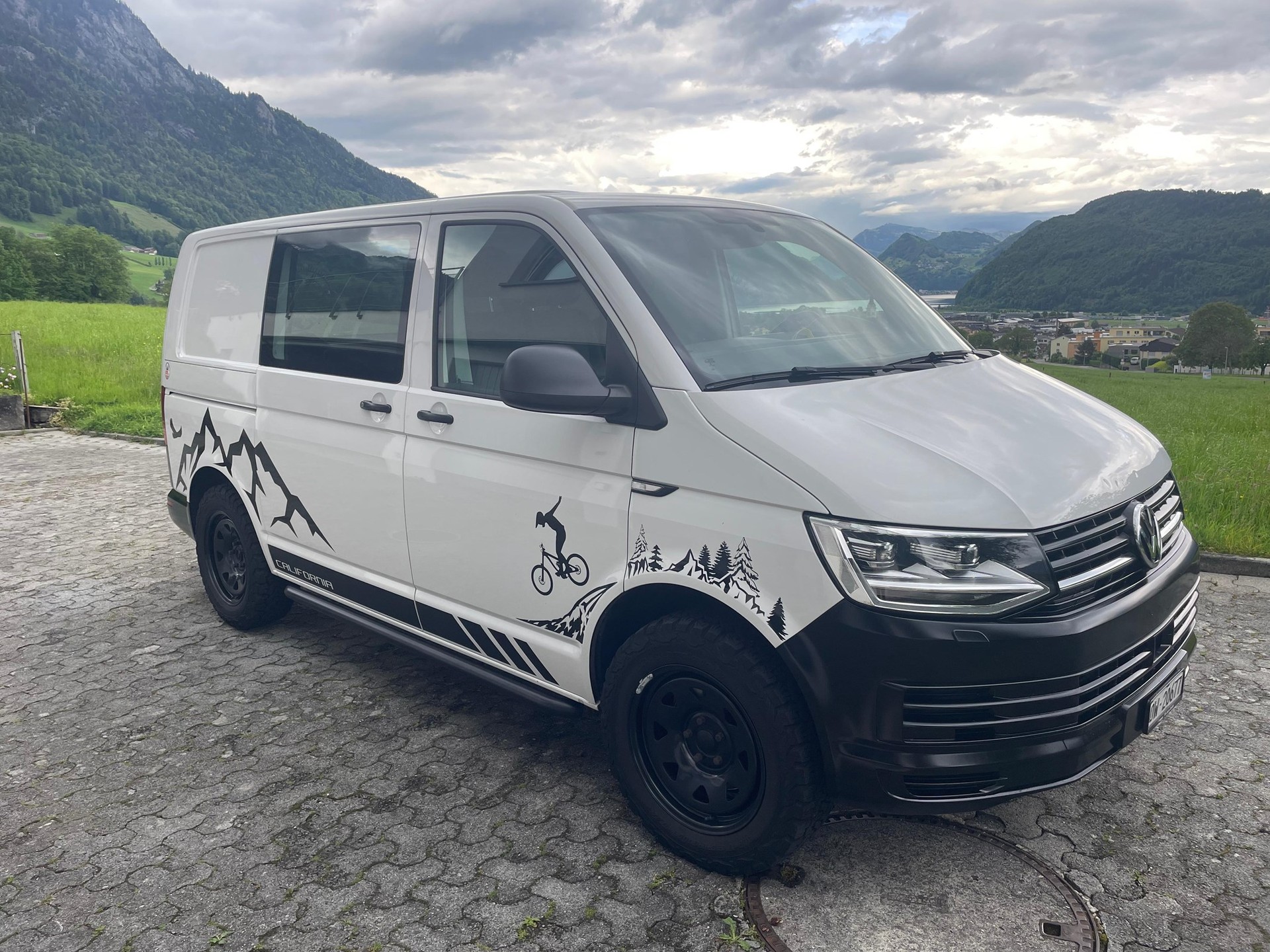 VW T6 2.0 TDI DSG-image-1