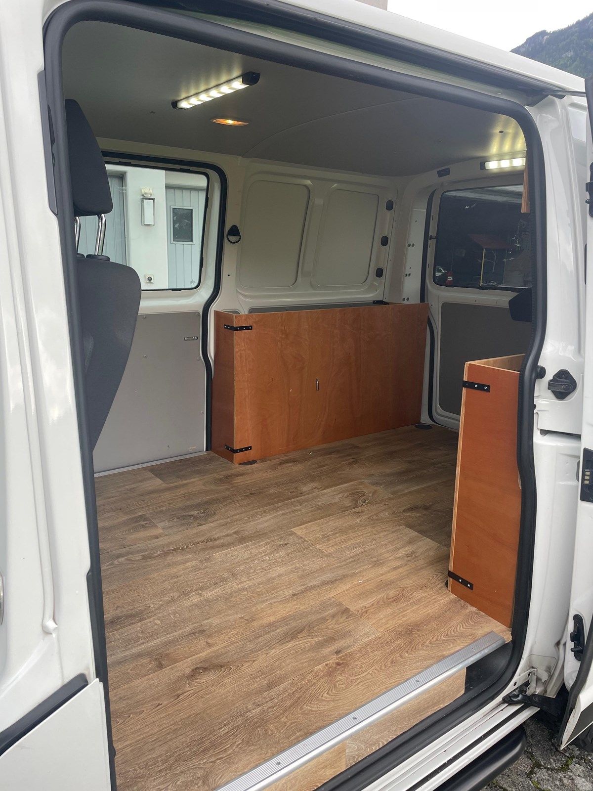 VW T6 2.0 TDI DSG-image-16