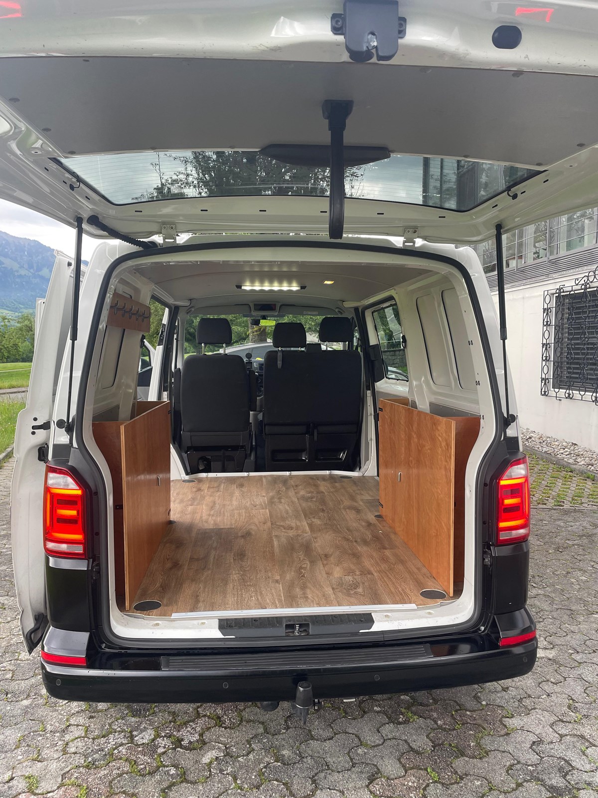 VW T6 2.0 TDI DSG-image-17